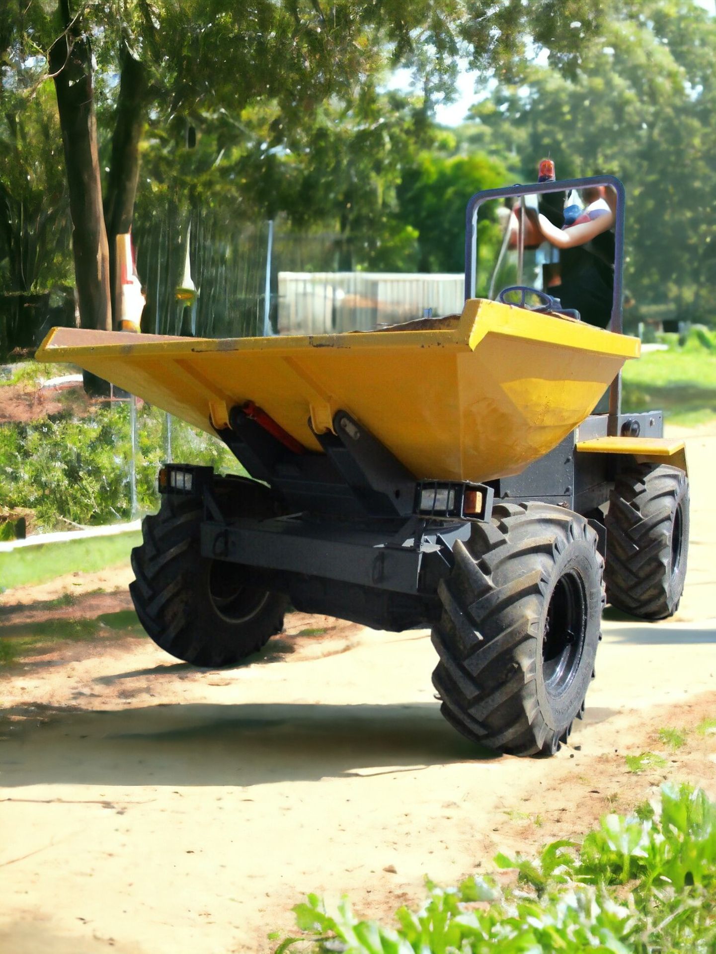 CONQUER YOUR PROJECTS WITH THE NEUSON 6-TON DUMPER - Image 9 of 13