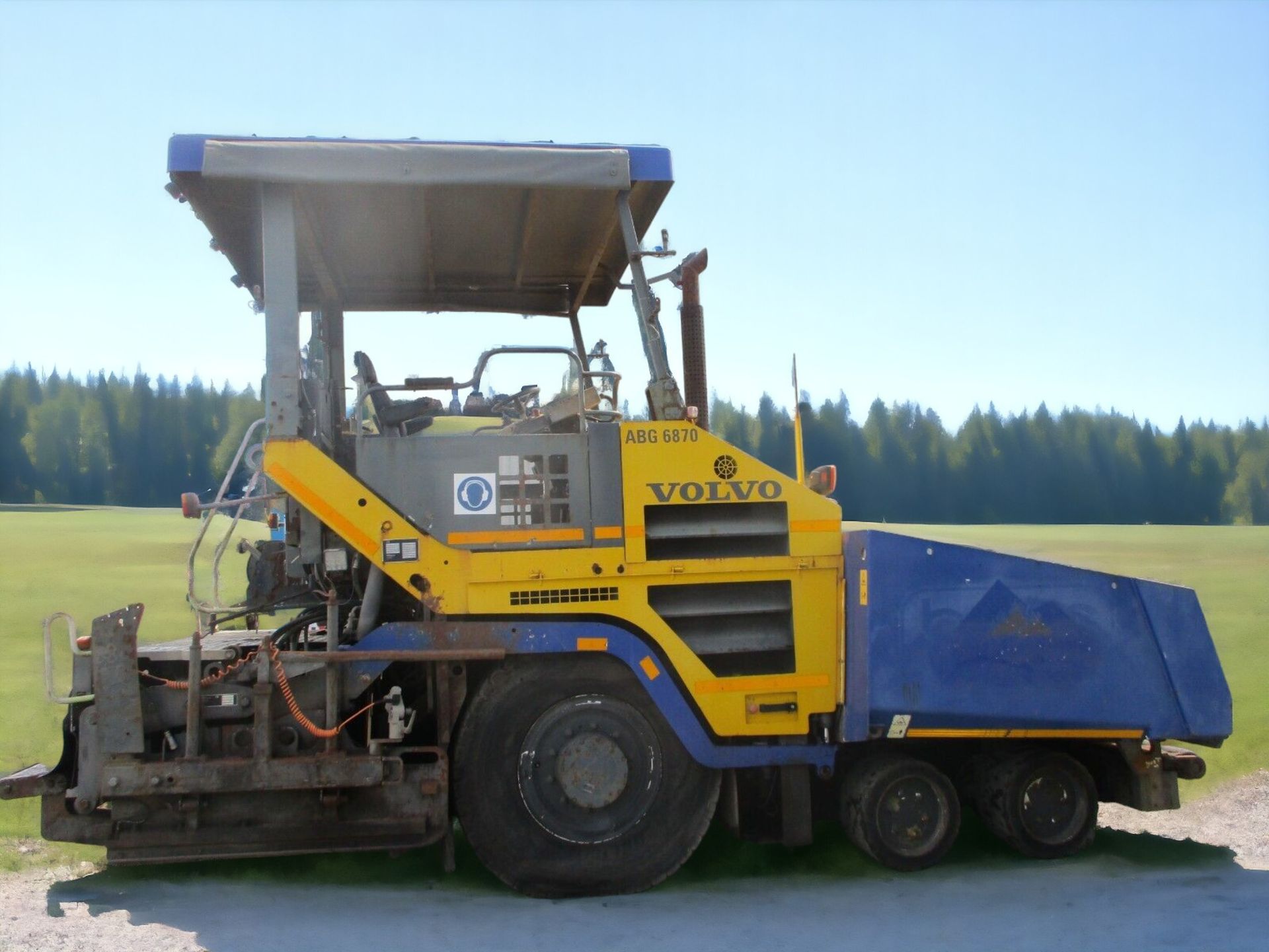 2008 VOLVO ABG TITAN 6870 TARMAC PAVER - YOUR RELIABLE ASPHALT COMPANION - Image 7 of 15