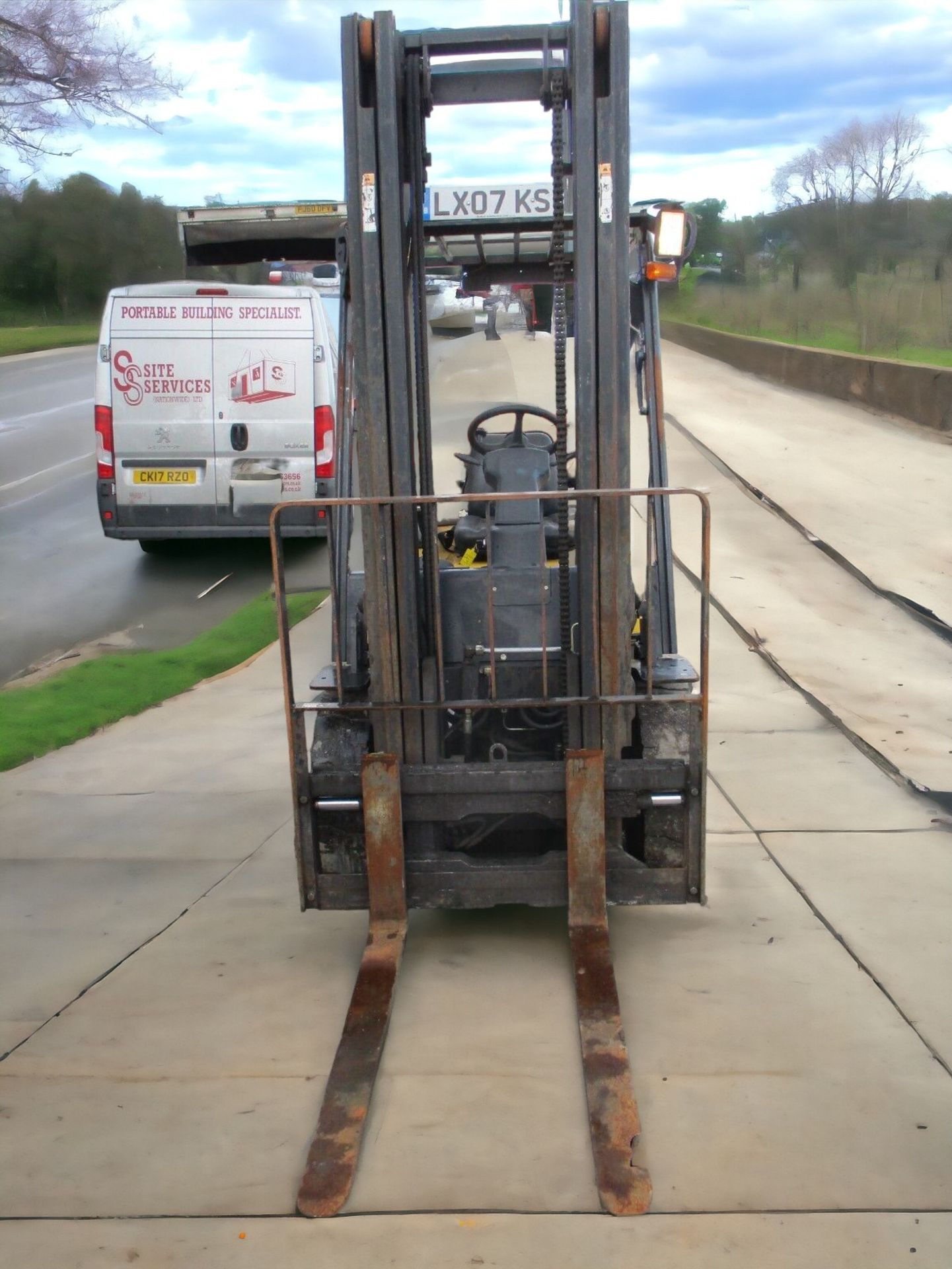 2007 DOOSAN G25P-3 FORKLIFT - Image 11 of 13