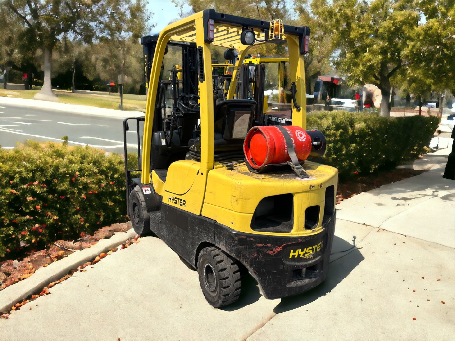 HYSTER LPG FORKLIFT - MODEL H2.5CT (2014) - Image 5 of 8