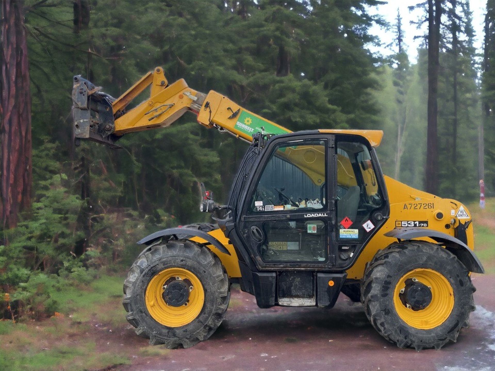 POWERFUL AND VERSATILE: 2016 JCB 531-70 TELEHANDLER - ONLY 4525 HOURS - Image 2 of 12