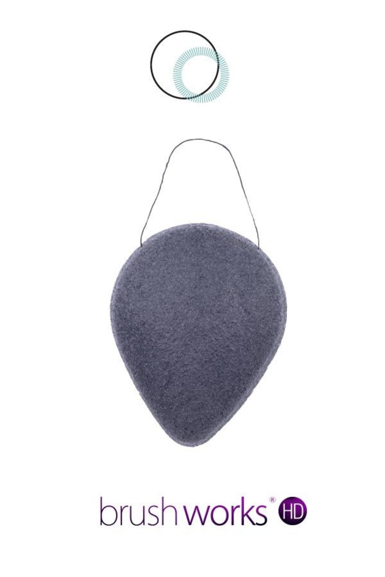 250 X NEW BW CHARCOAL KONJAC SPONGE - Image 2 of 2