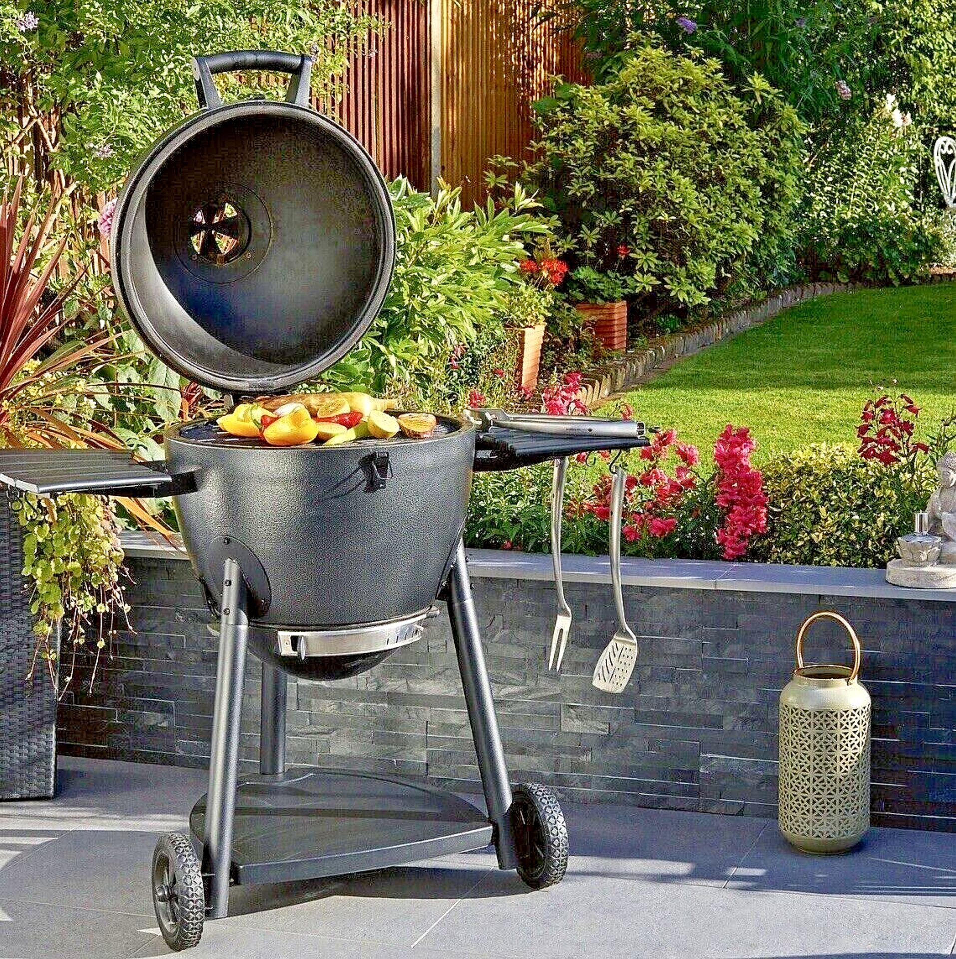 BRAND NEW CHAR GRILLER 16620 AKORN KAMADO KOOKER CHARCOAL BARBECUE GRILL AND SMOKER, BLACK - Image 6 of 6