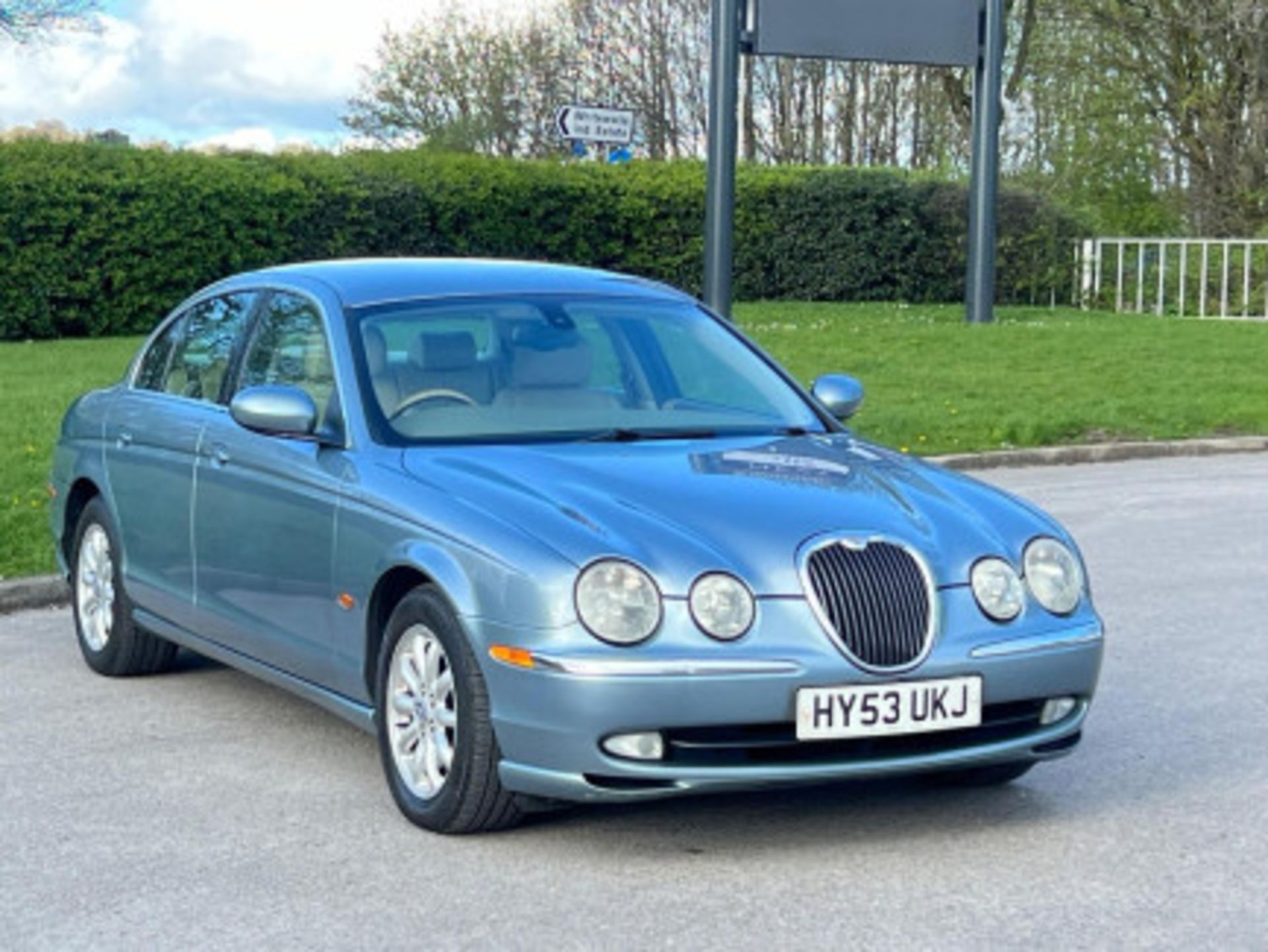 LUXURY AND PERFORMANCE: 2003 JAGUAR S-TYPE 3.0 V6 SE AUTO >>--NO VAT ON HAMMER--<< - Image 2 of 102