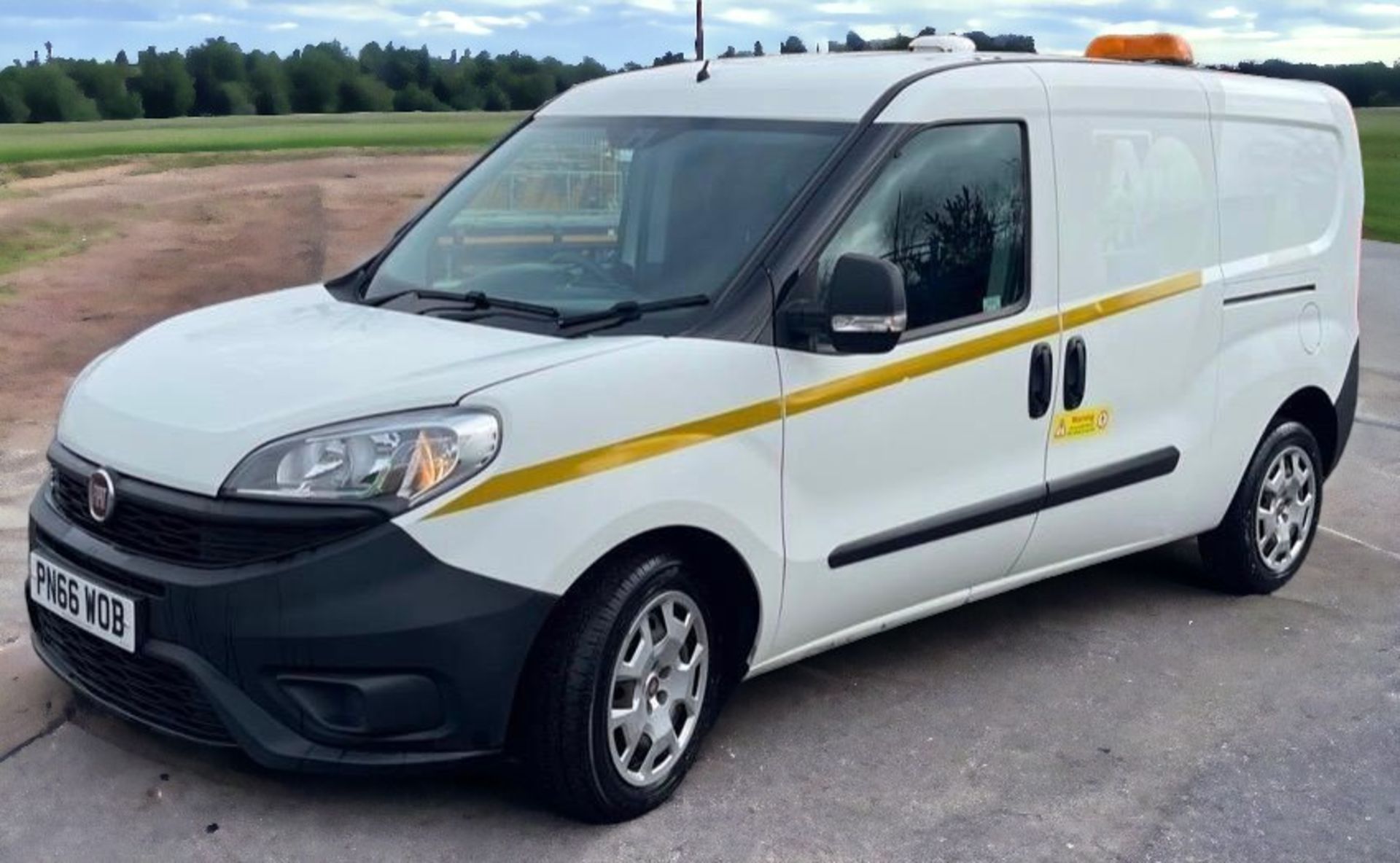 2016 FIAT DOBLO LWB MAXI: VERSATILE AND RELIABLE WORKHORSE