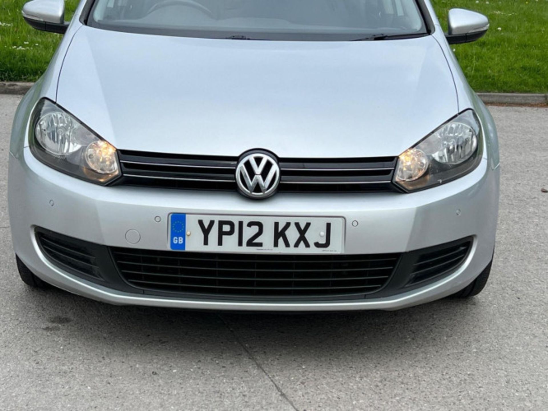 IMPECCABLE 2012 VOLKSWAGEN GOLF 1.6 TDI MATCH >>--NO VAT ON HAMMER--<< - Image 5 of 116