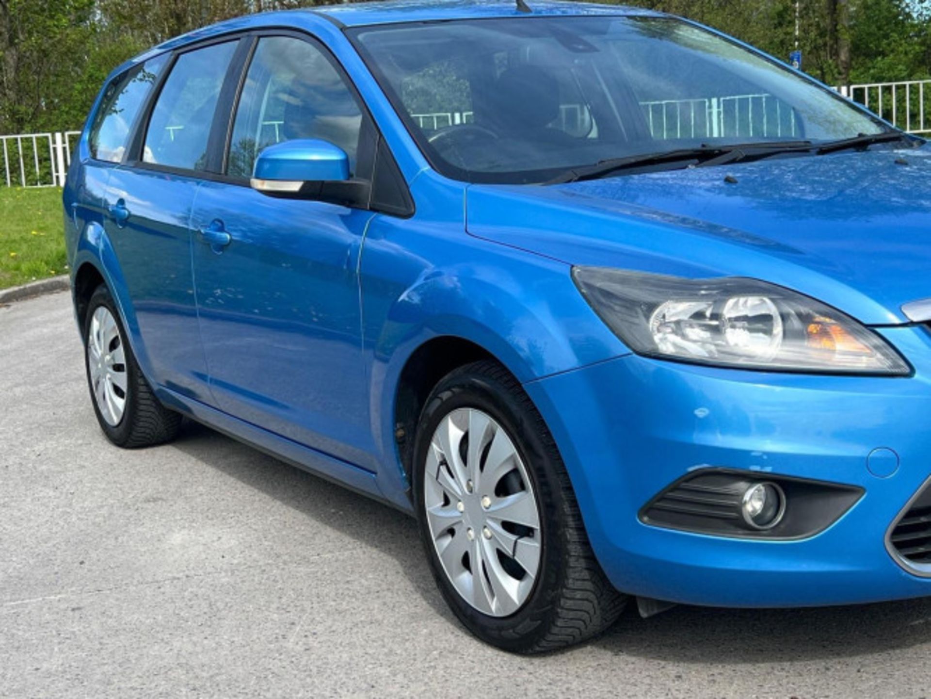 FORD FOCUS 2.0 TITANIUM PETROL, 5DR >>--NO VAT ON HAMMER--<< - Image 135 of 145