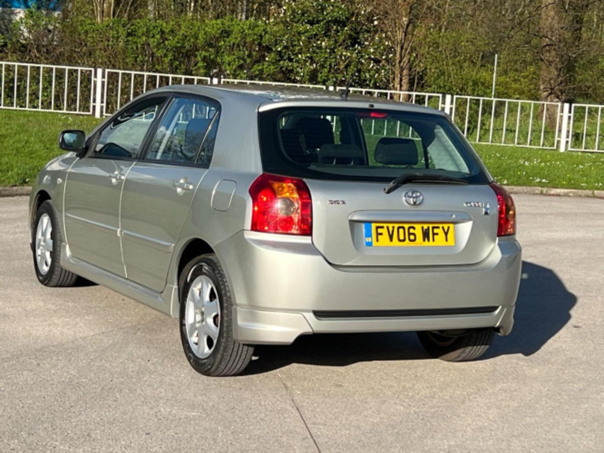 2006 TOYOTA COROLLA 1.4 VVT-I >>--NO VAT ON HAMMER--<< - Image 10 of 57