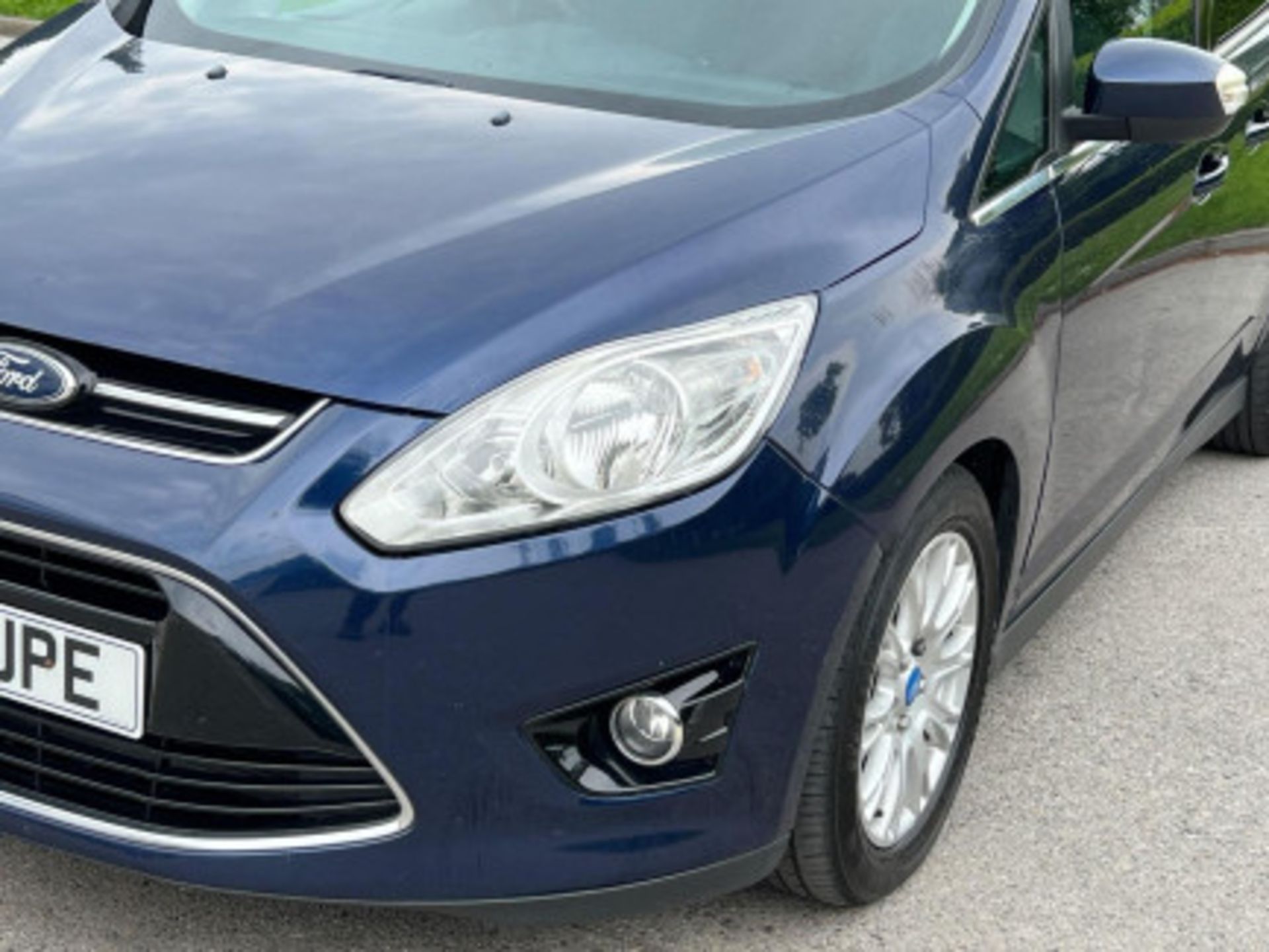 STYLISH AND SPACIOUS 2011 FORD GRAND C-MAX 1.6 TDCI >>--NO VAT ON HAMMER--<< - Image 61 of 136
