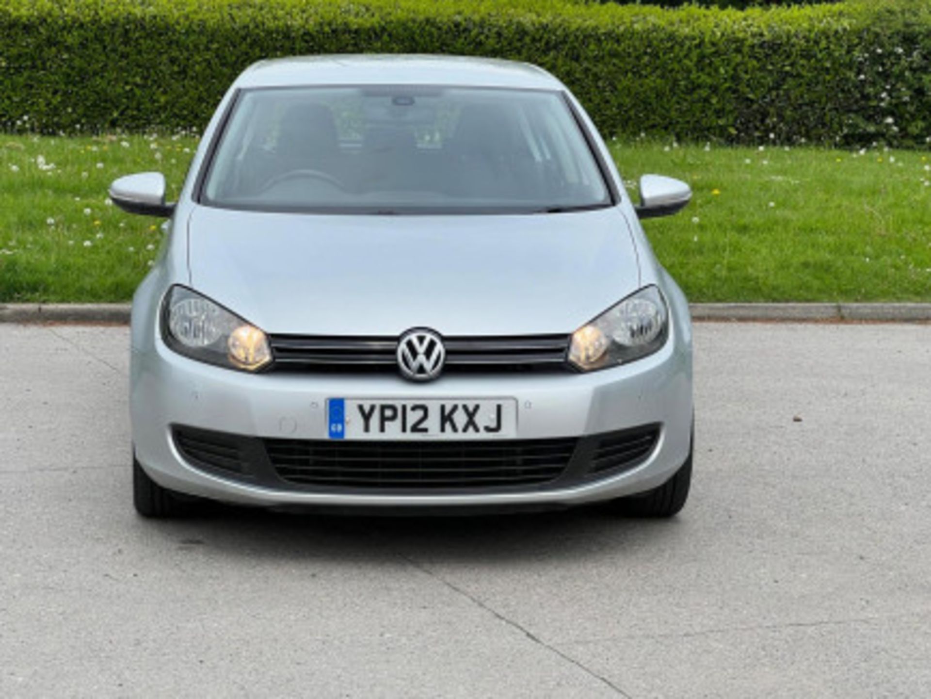 IMPECCABLE 2012 VOLKSWAGEN GOLF 1.6 TDI MATCH >>--NO VAT ON HAMMER--<< - Image 63 of 116