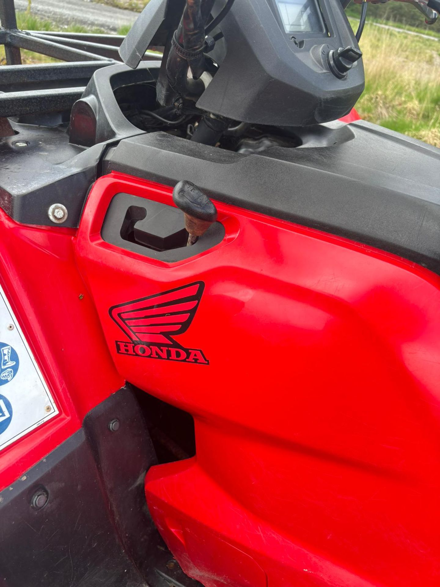 2018 HONDA TRX420FM2 FOURTRAX FARM QUAD BIKE ATV - Image 2 of 9