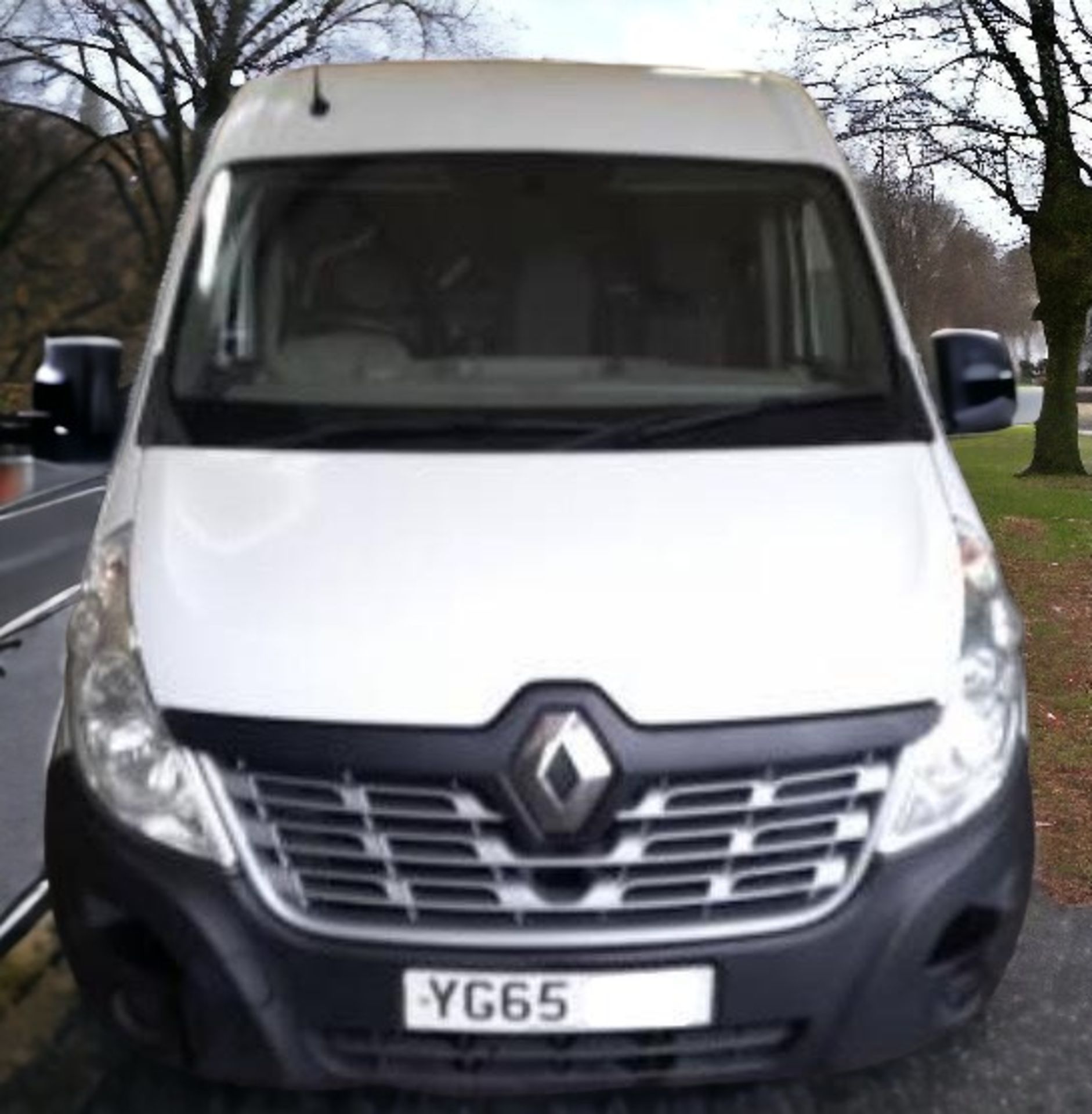 2015 RENAULT MASTER LM35 DCI 135: VERSATILE DIESEL WORKHORSE - Image 3 of 11