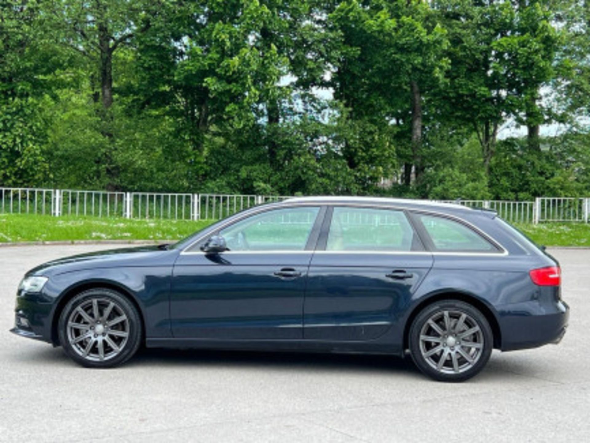 2014 AUDI A4 2.0 TDI SE TECHNIK MULTITRONIC ** (ONLY 97 K MILES ) ** - Image 49 of 137