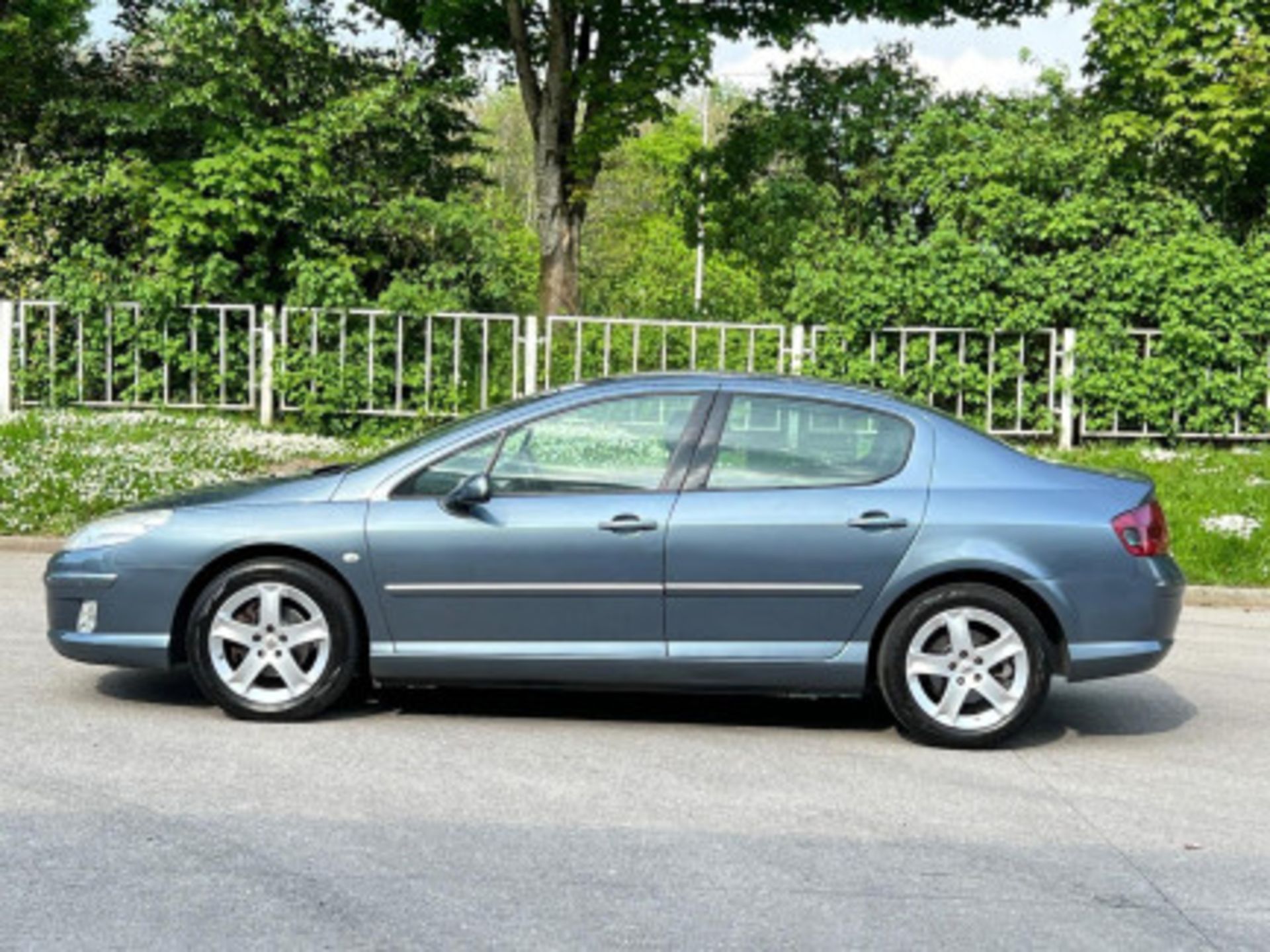 STYLISH AND RELIABLE 2007 PEUGEOT 407 2.0 HDI GT >>--NO VAT ON HAMMER--<< - Image 53 of 84