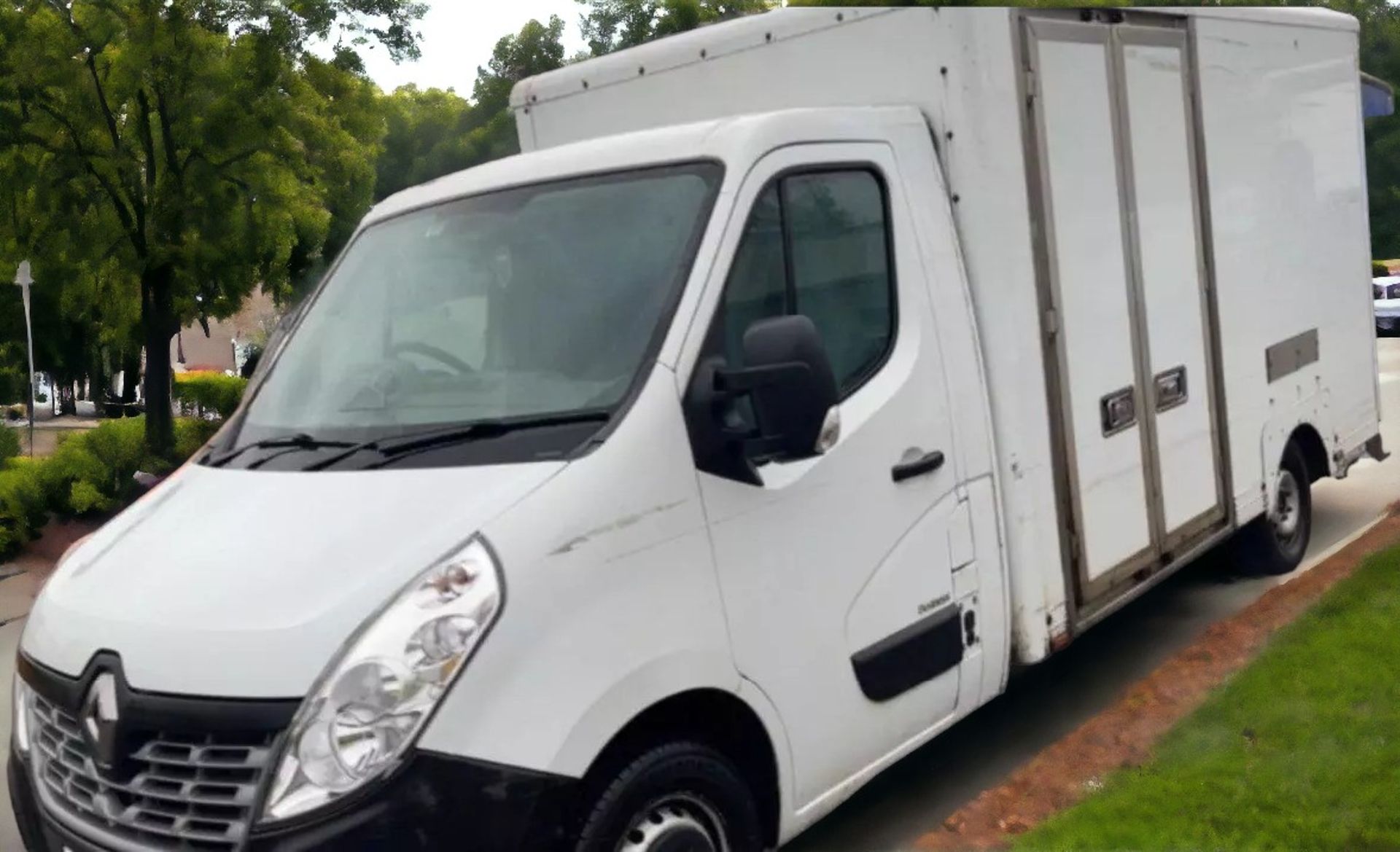 RENAULT MASTER LOW LOADER BOX - 2018 - Image 2 of 10