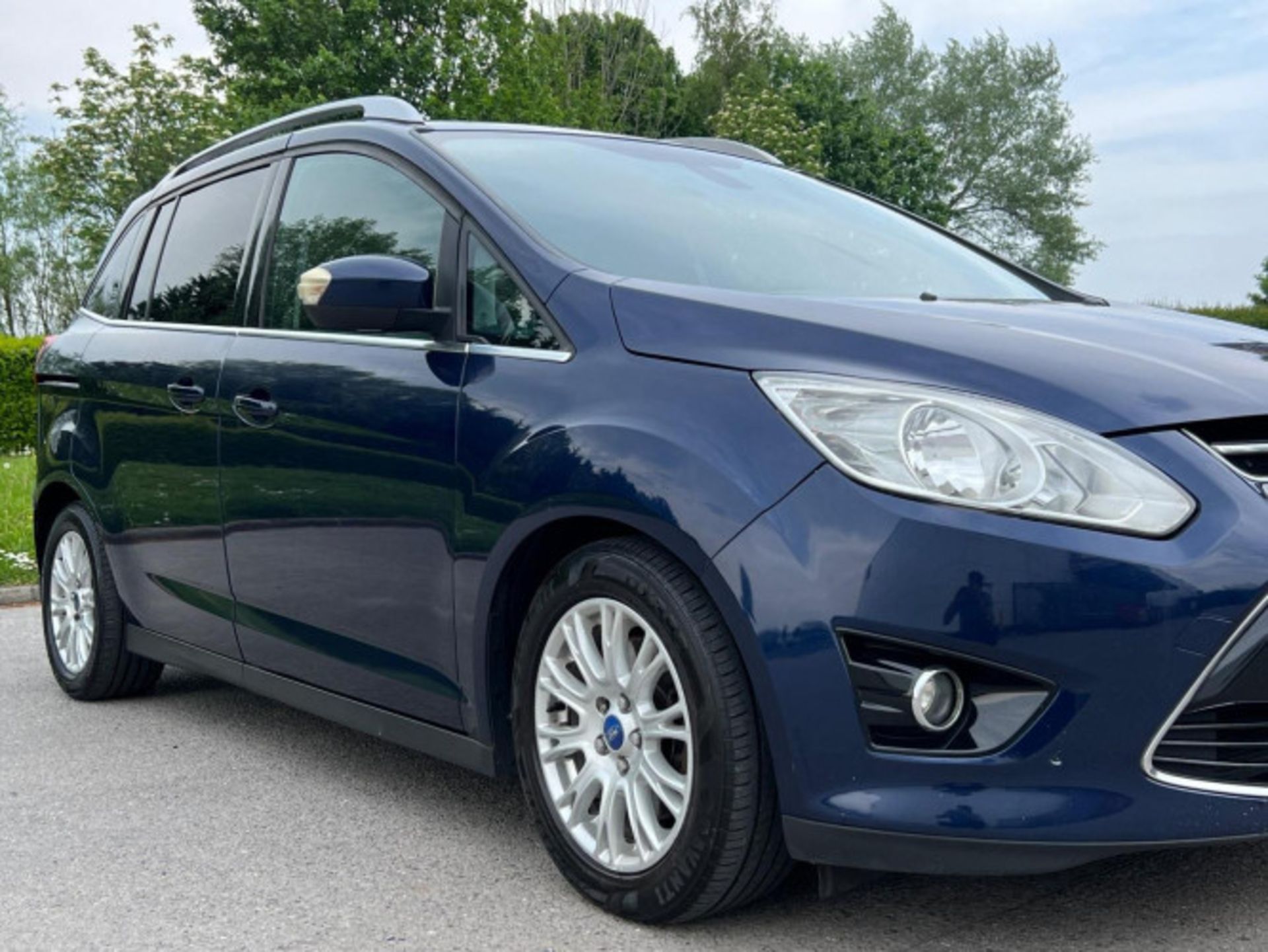 STYLISH AND SPACIOUS 2011 FORD GRAND C-MAX 1.6 TDCI >>--NO VAT ON HAMMER--<< - Image 132 of 136