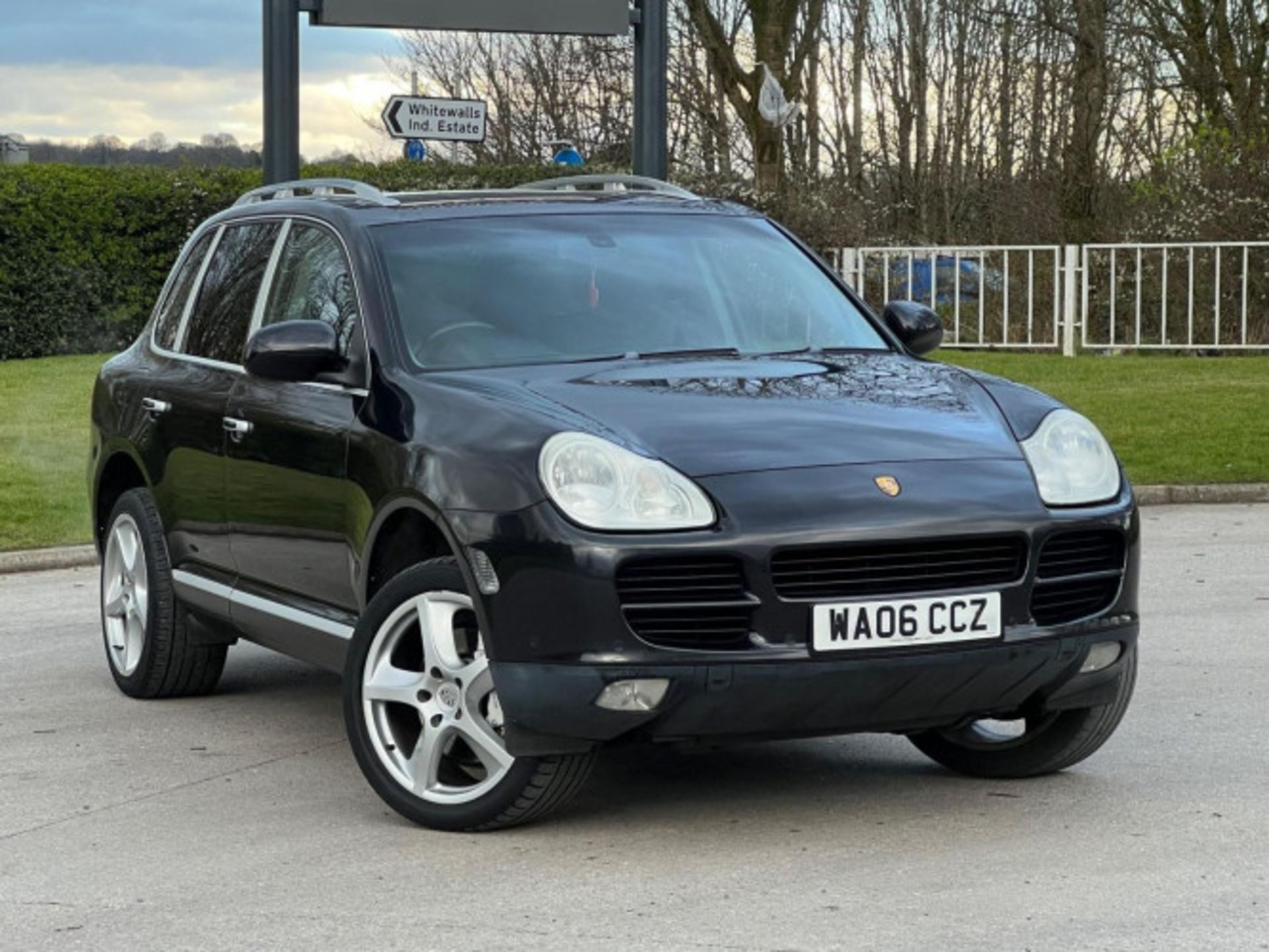 RARE 2006 PORSCHE CAYENNE 4.5 TURBO S AWD >>--NO VAT ON HAMMER--<< - Image 2 of 127