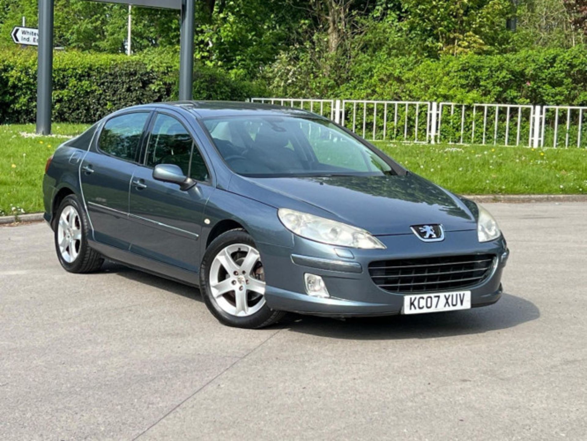 STYLISH AND RELIABLE 2007 PEUGEOT 407 2.0 HDI GT >>--NO VAT ON HAMMER--<< - Image 2 of 84