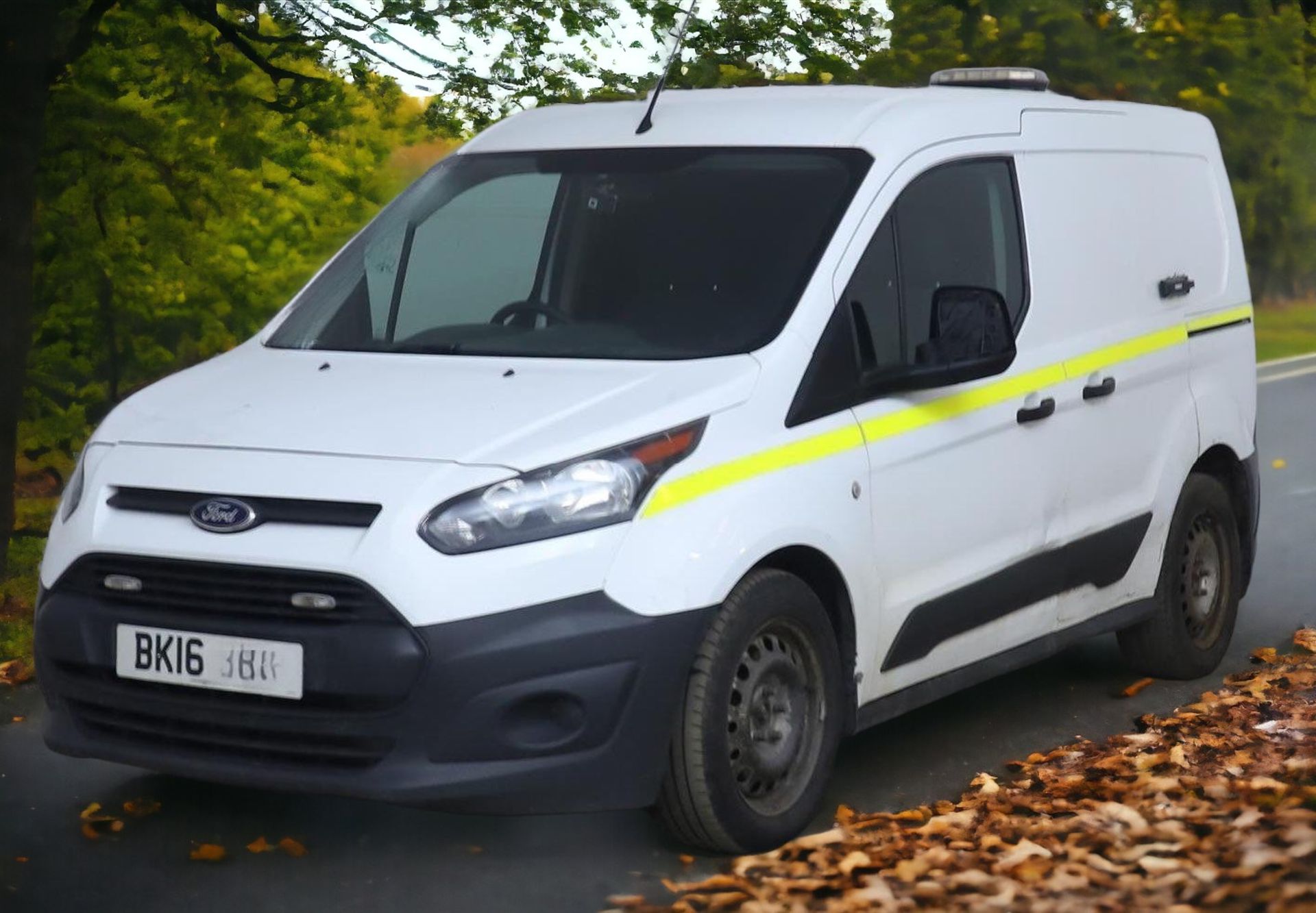 FORD TRANSIT CONNECT ECONETIC SWB PANEL VAN: COMPACT AND EFFICIENT WORKHORSE
