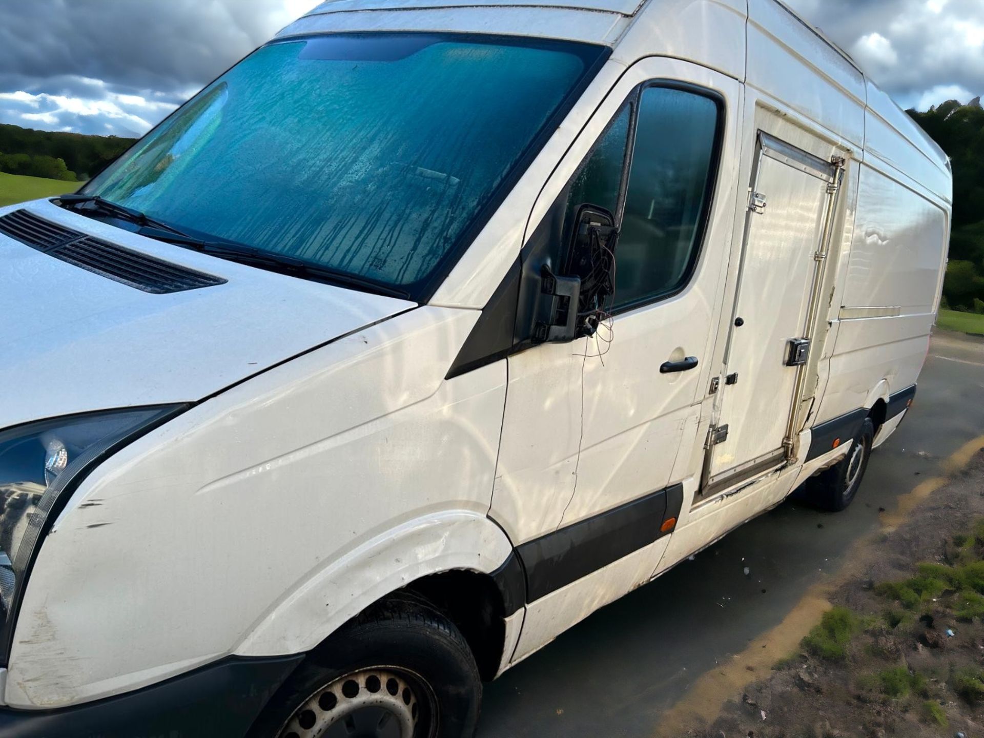 2017 VOLKSWAGEN CRAFTER CR35 TDI DIESEL VAN - NON-RUNNER, ULEZ FREE - HPI CLEAR - READY TO GO! - Image 5 of 6