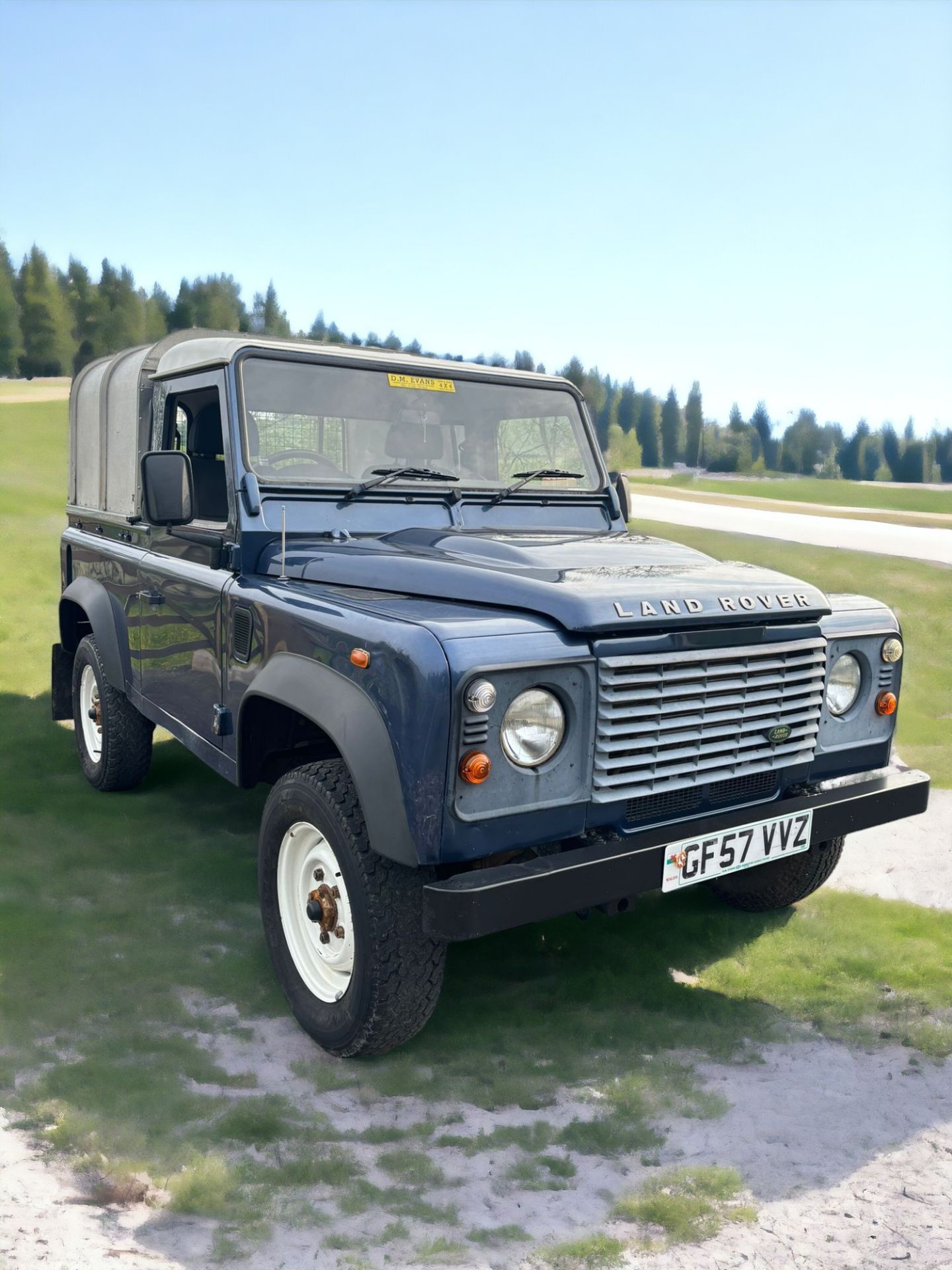 UNLEASH YOUR ADVENTUROUS SPIRIT WITH THE 2008 LAND ROVER DEFENDER 90 TRUCK TDCI - Image 2 of 15
