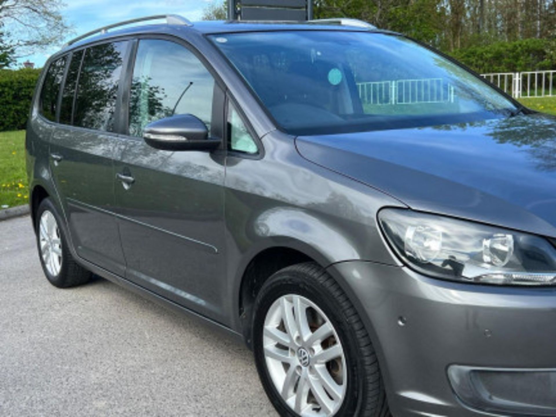 2011 VOLKSWAGEN TOURAN 2.0 TDI SE DSG (ONLY 79 K MILES ) >>--NO VAT ON HAMMER--<< - Image 72 of 136