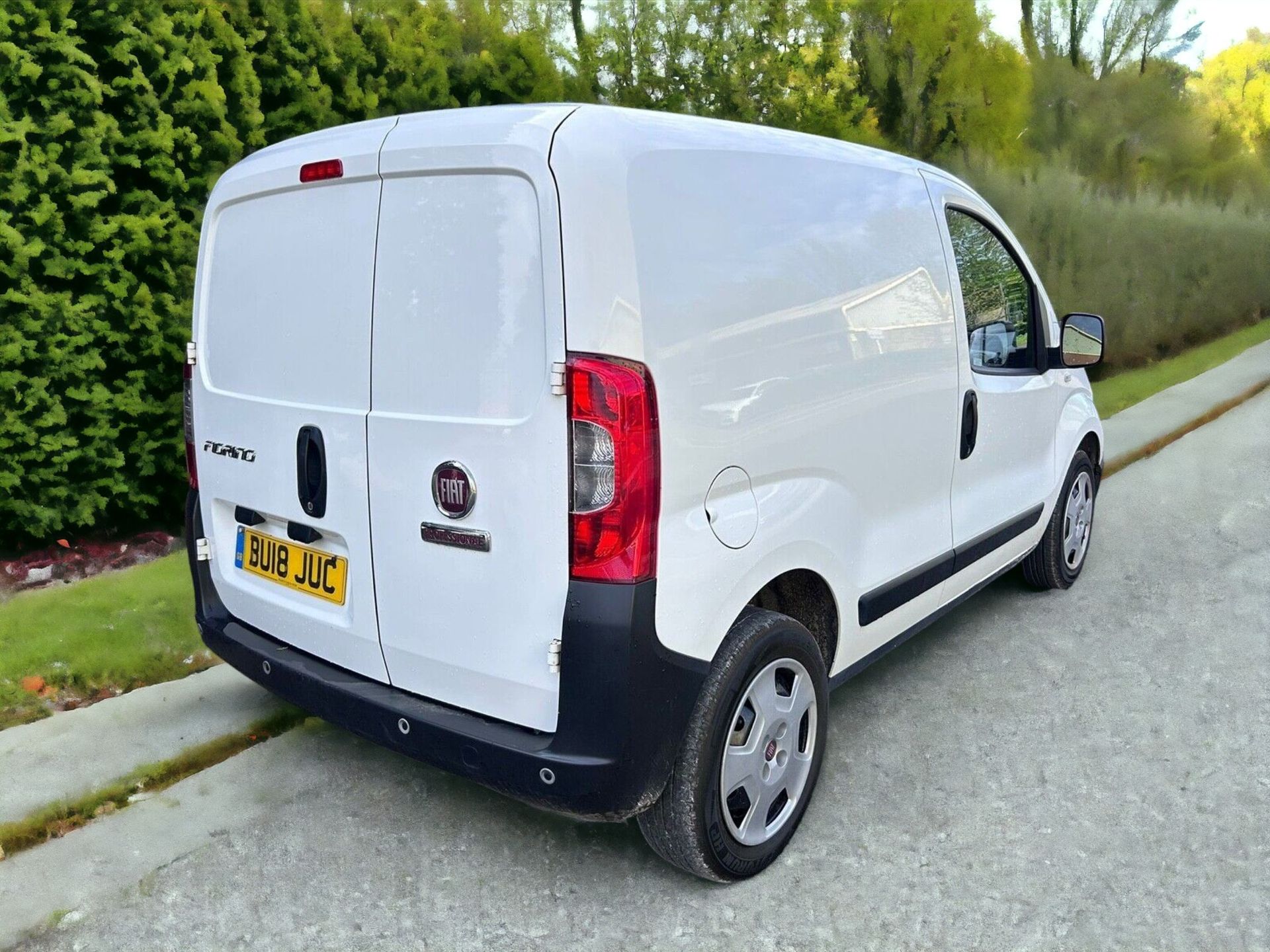 2018 FIAT FIORINO VAN - WELL-MAINTAINED, MOT UNTIL 04/2025, FULL SERVICE HISTORY - Bild 2 aus 6