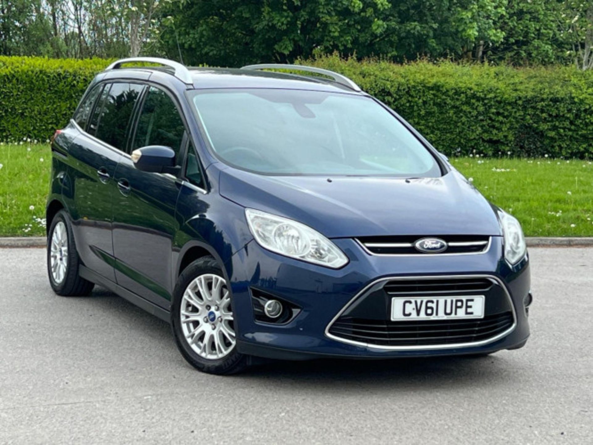 STYLISH AND SPACIOUS 2011 FORD GRAND C-MAX 1.6 TDCI >>--NO VAT ON HAMMER--<< - Image 5 of 136