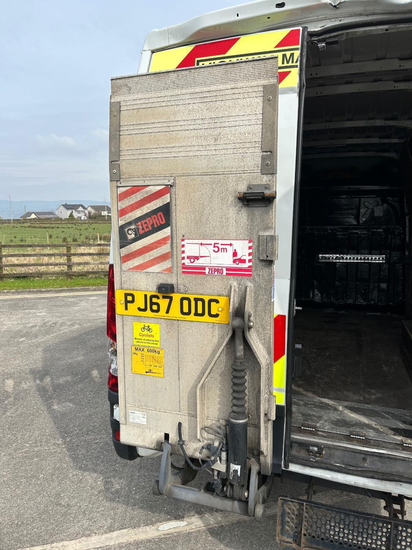 2017-67 REG IVECO DAILY 35S -HPI CLEAR - READY FOR WORK! - Image 7 of 12