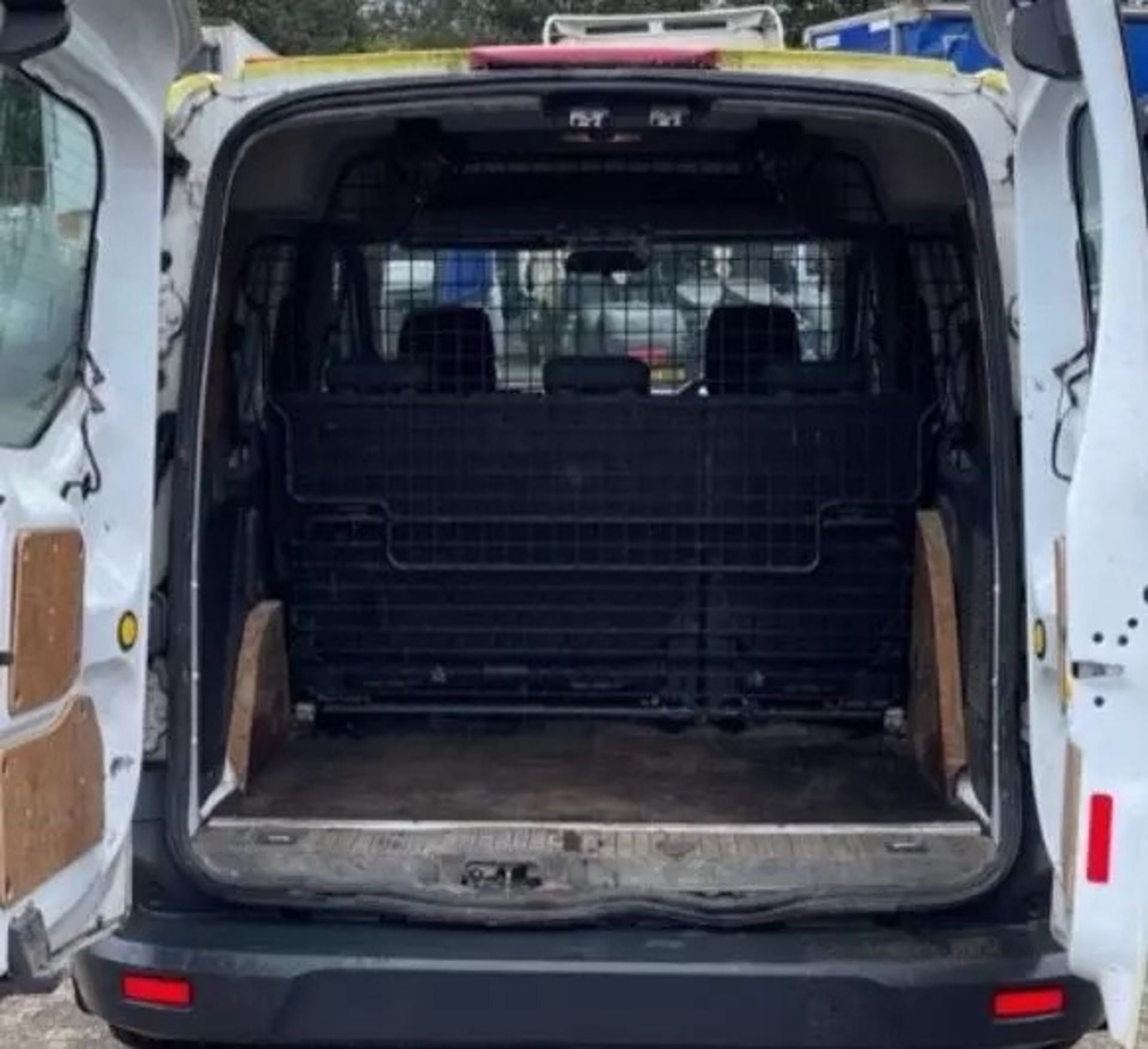 2014 FORD TRANSIT CONNECT TDCI 95PS - Image 11 of 16