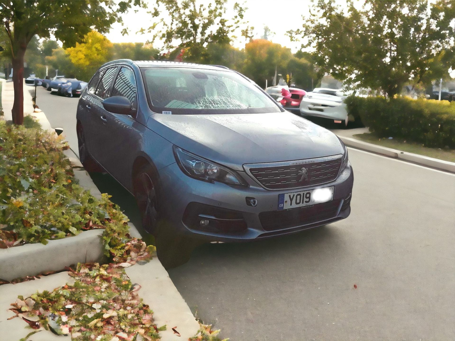 PEUGEOT 308 ESTATE ALLURE HDI 130 **SPARES OR REPAIRS** - Image 2 of 13