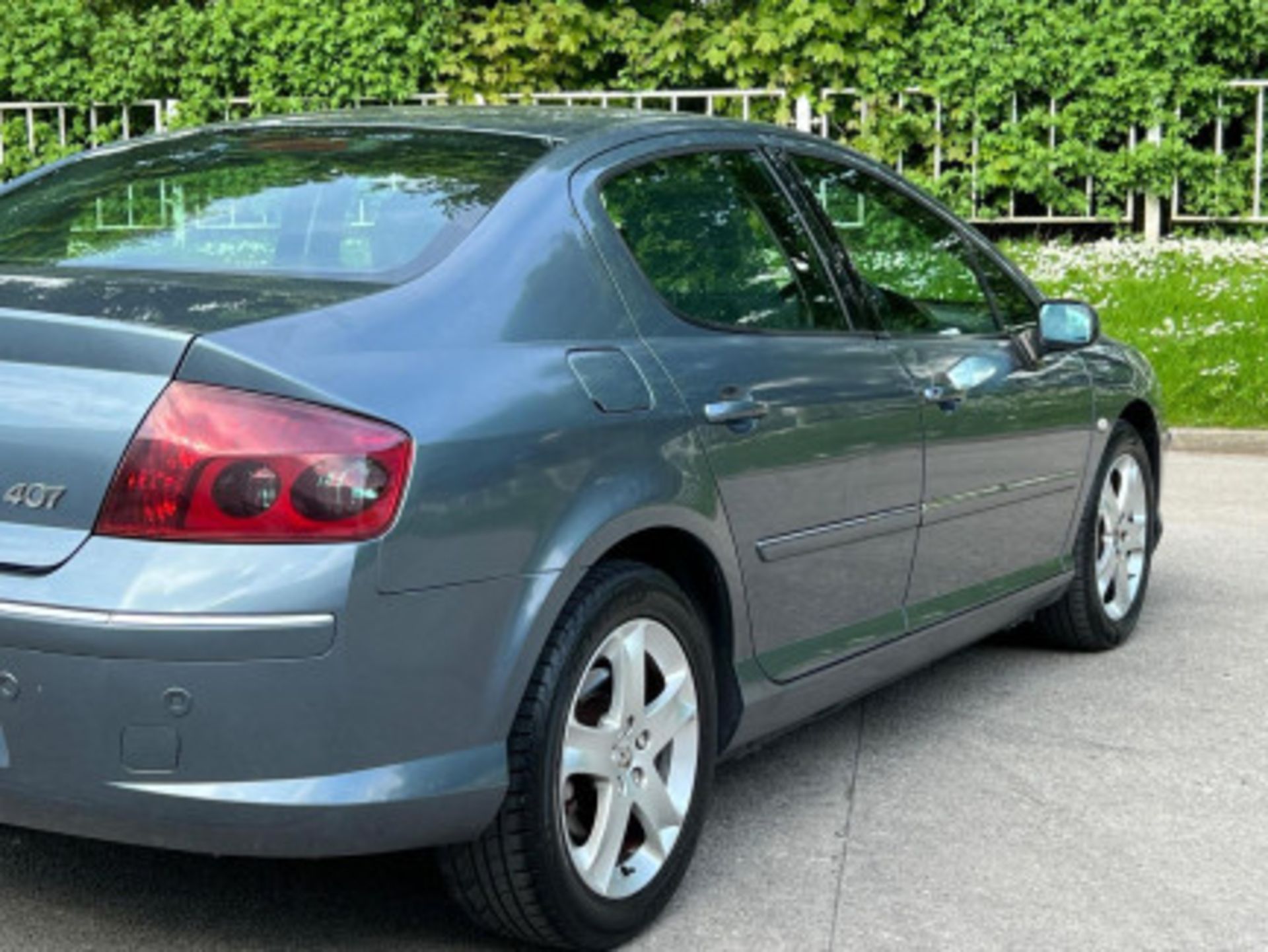 STYLISH AND RELIABLE 2007 PEUGEOT 407 2.0 HDI GT >>--NO VAT ON HAMMER--<< - Image 48 of 84