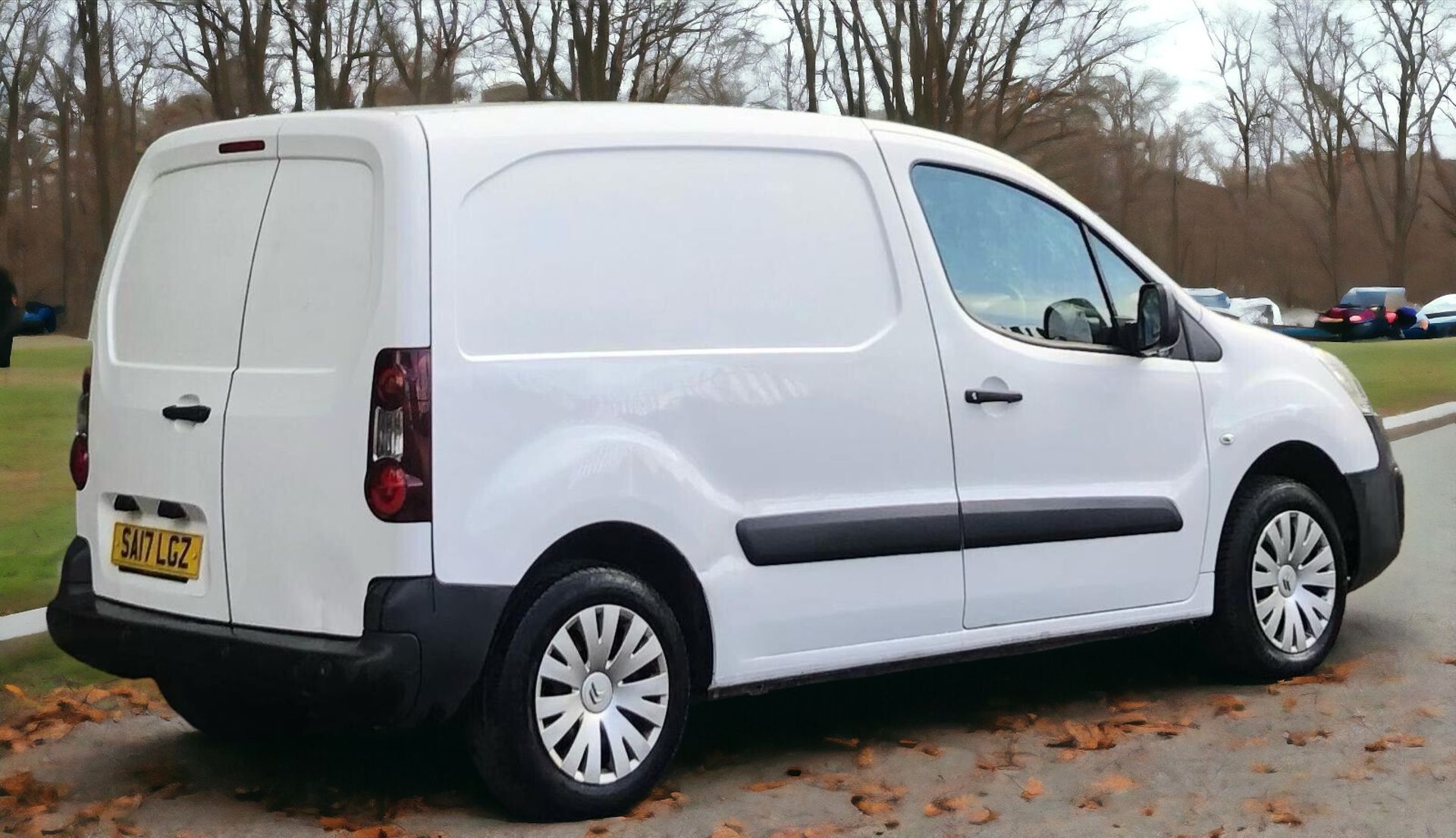 XCEPTIONAL 2017/17 CITROEN BERLINGO L1 1.6 BLUEHDI PANEL VAN >>--NO VAT ON HAMMER--<< - Image 7 of 10