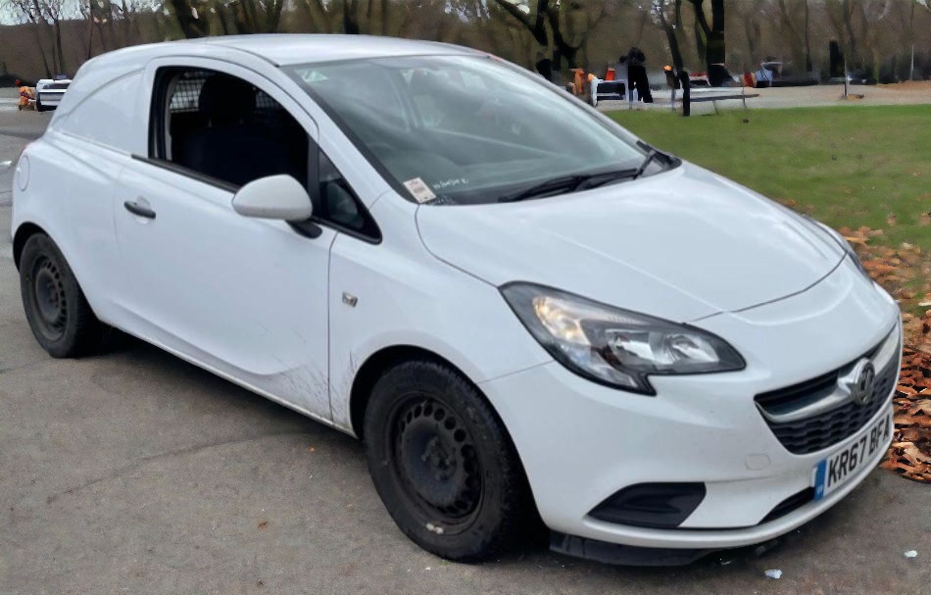 SLEEK AND EFFICIENT 2018 VAUXHALL CORSA CDTI ECOFLEX - Bild 5 aus 10