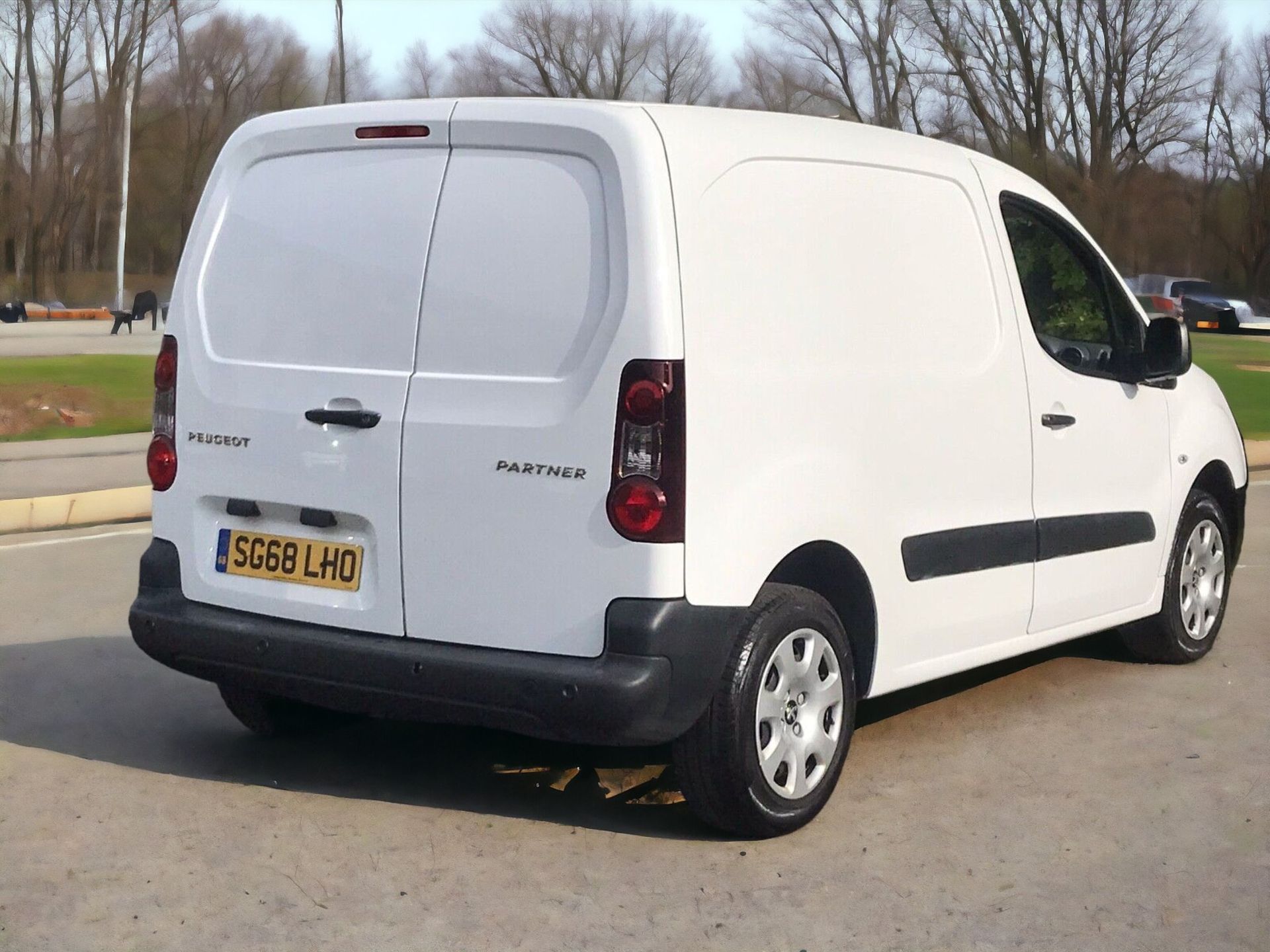 2018/68 PEUGEOT PARTNER L1 1.6 BLUEHDI 100 850 PROFESSIONAL VAN >>--NO VAT ON HAMMER--<< - Image 3 of 12