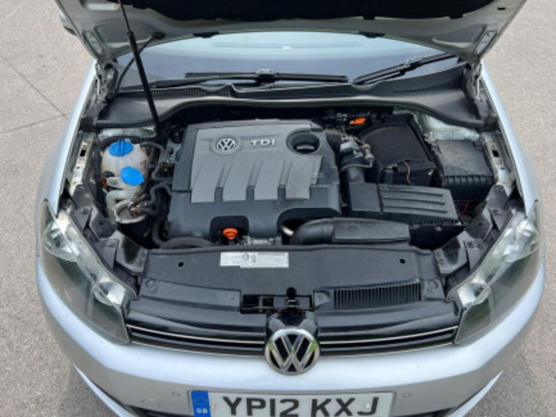 IMPECCABLE 2012 VOLKSWAGEN GOLF 1.6 TDI MATCH >>--NO VAT ON HAMMER--<< - Image 67 of 116