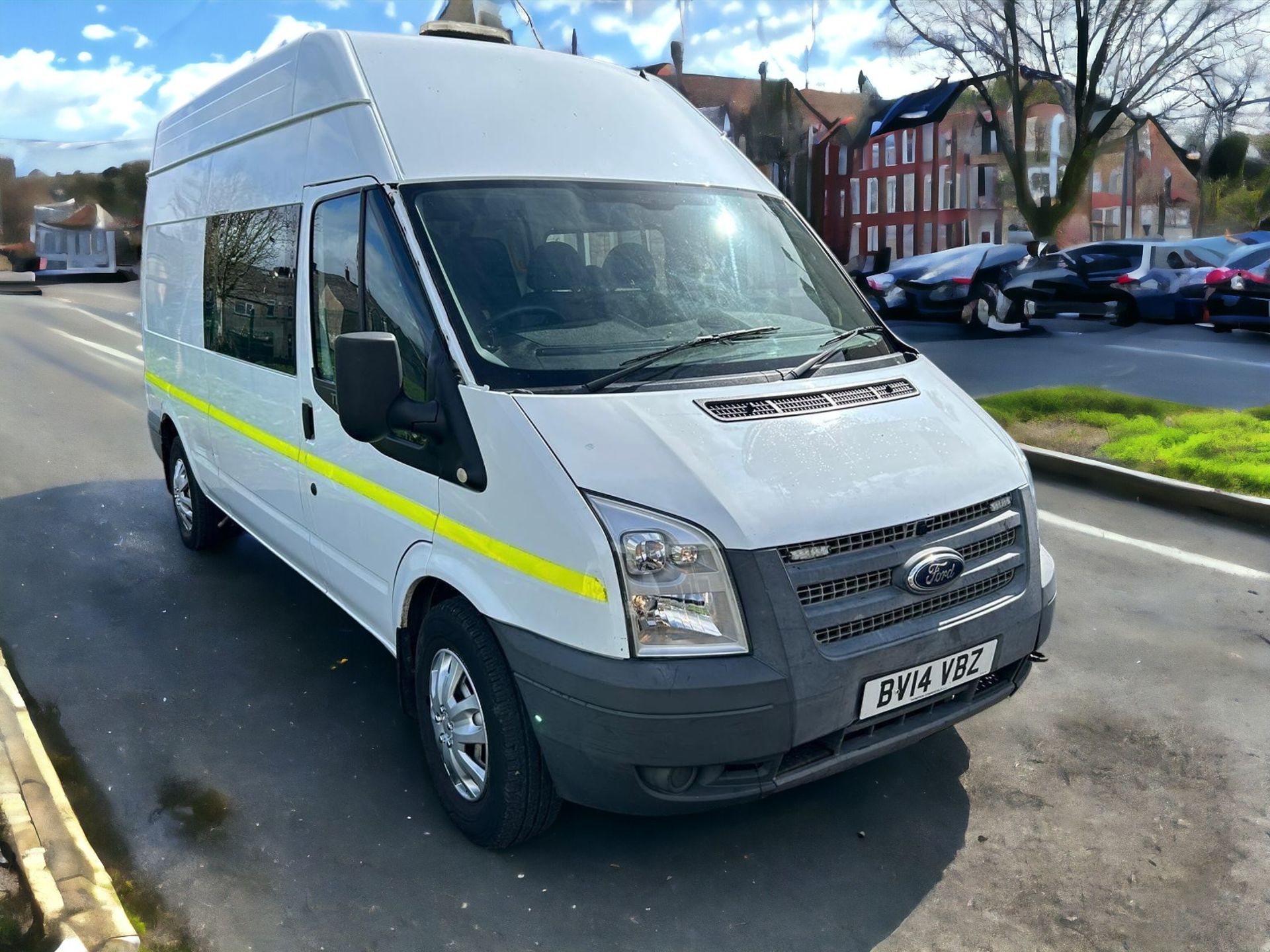 2014-14 REG FORD TRANSIT WELFARE VAN T350 125BHP RWD L3H2 LWB - HPI CLEAR - READY TO GO! - Image 3 of 16