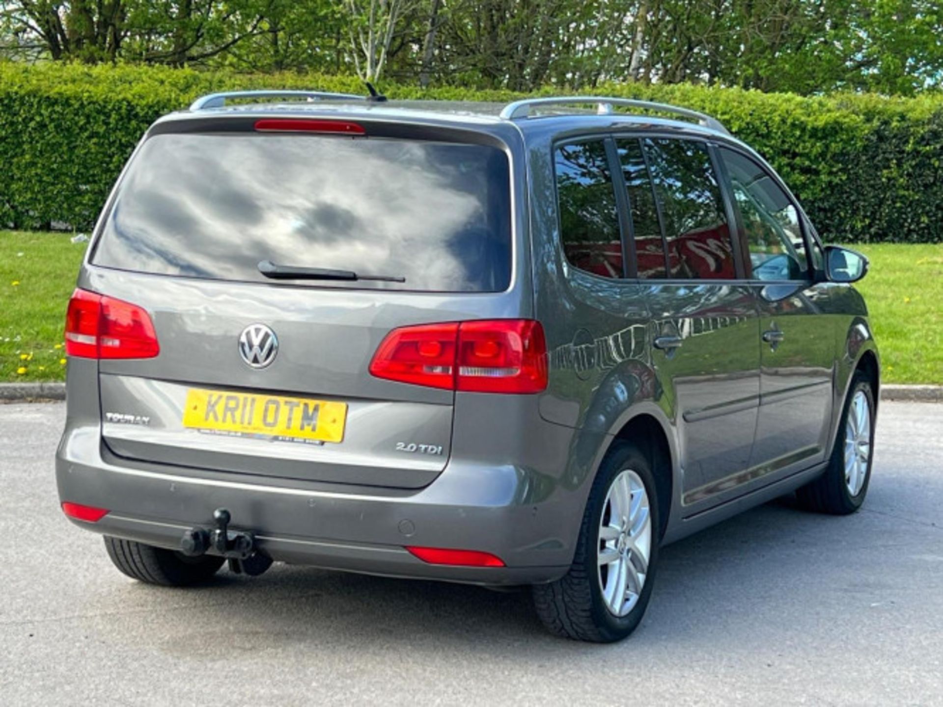 2011 VOLKSWAGEN TOURAN 2.0 TDI SE DSG (ONLY 79 K MILES ) >>--NO VAT ON HAMMER--<< - Image 10 of 136