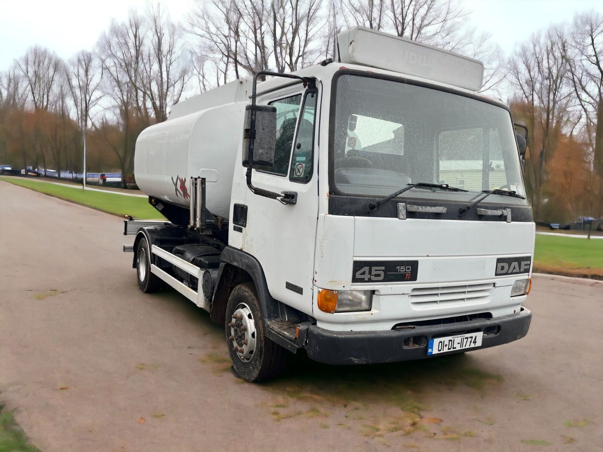 2001 LEYLAND DAF FA45.150 TWIN POT FUEL TANKER