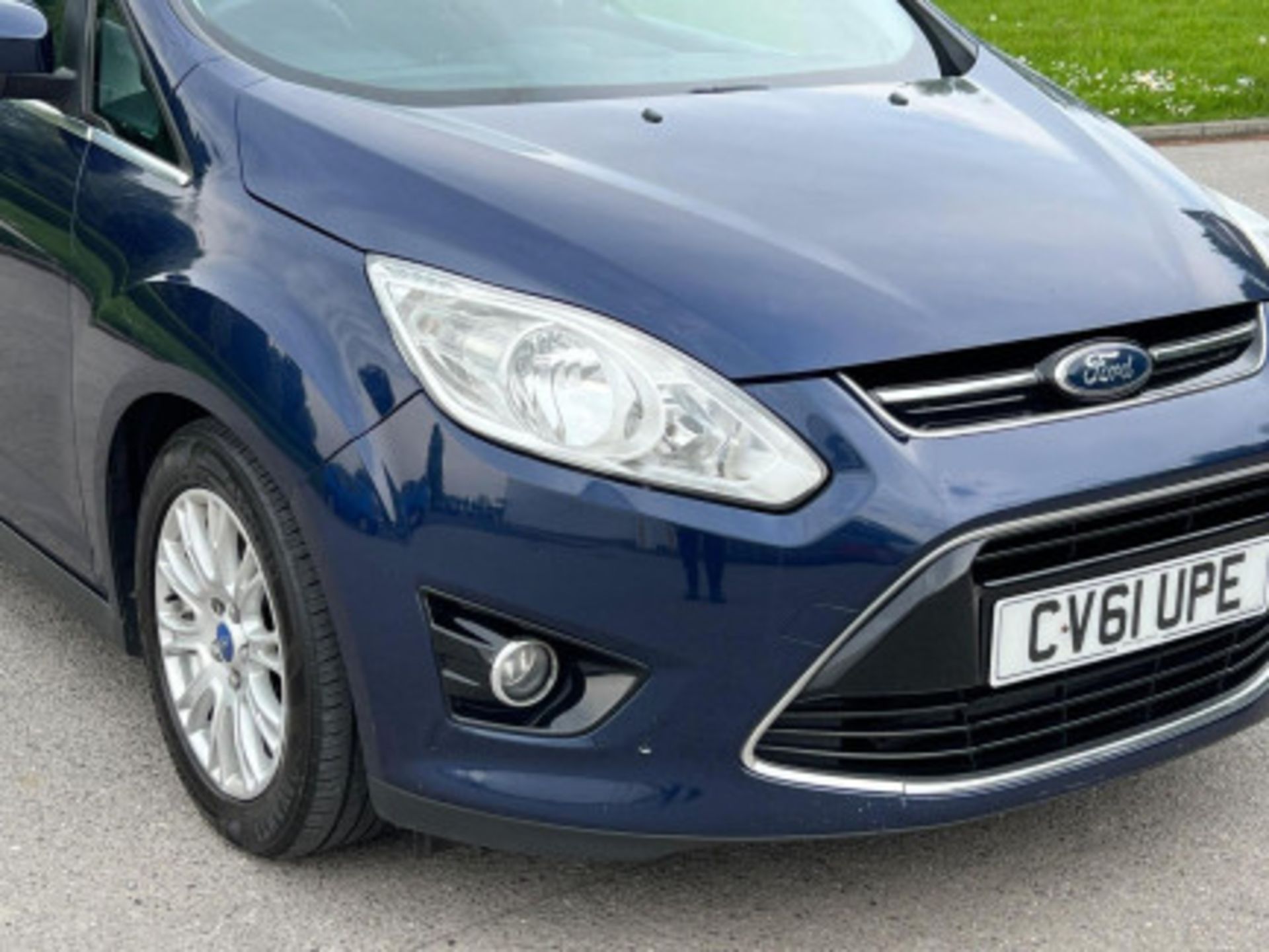 STYLISH AND SPACIOUS 2011 FORD GRAND C-MAX 1.6 TDCI >>--NO VAT ON HAMMER--<< - Image 55 of 136
