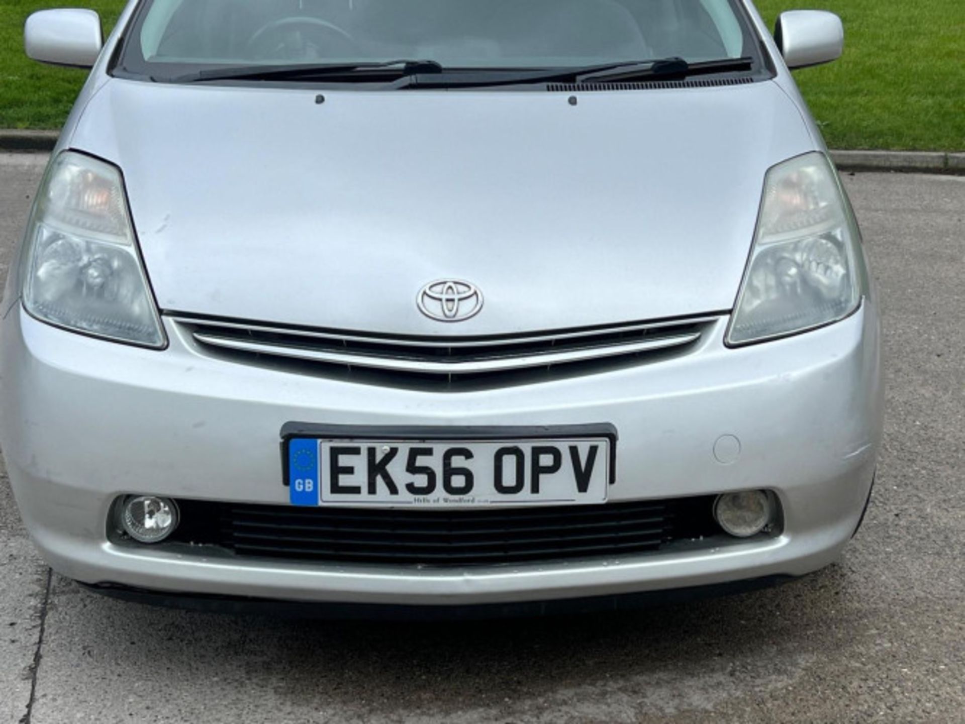 TOYOTA PRIUS 1.5 T SPIRIT CVT >>--NO VAT ON HAMMER--<< - Image 9 of 14