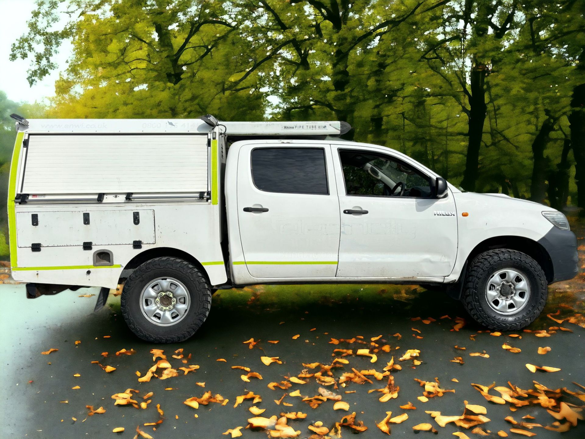 EXCEPTIONAL TOYOTA HILUX DOUBLE CAB PICKUP TRUCK WITH PREMIUM FEATURES! - Bild 6 aus 14