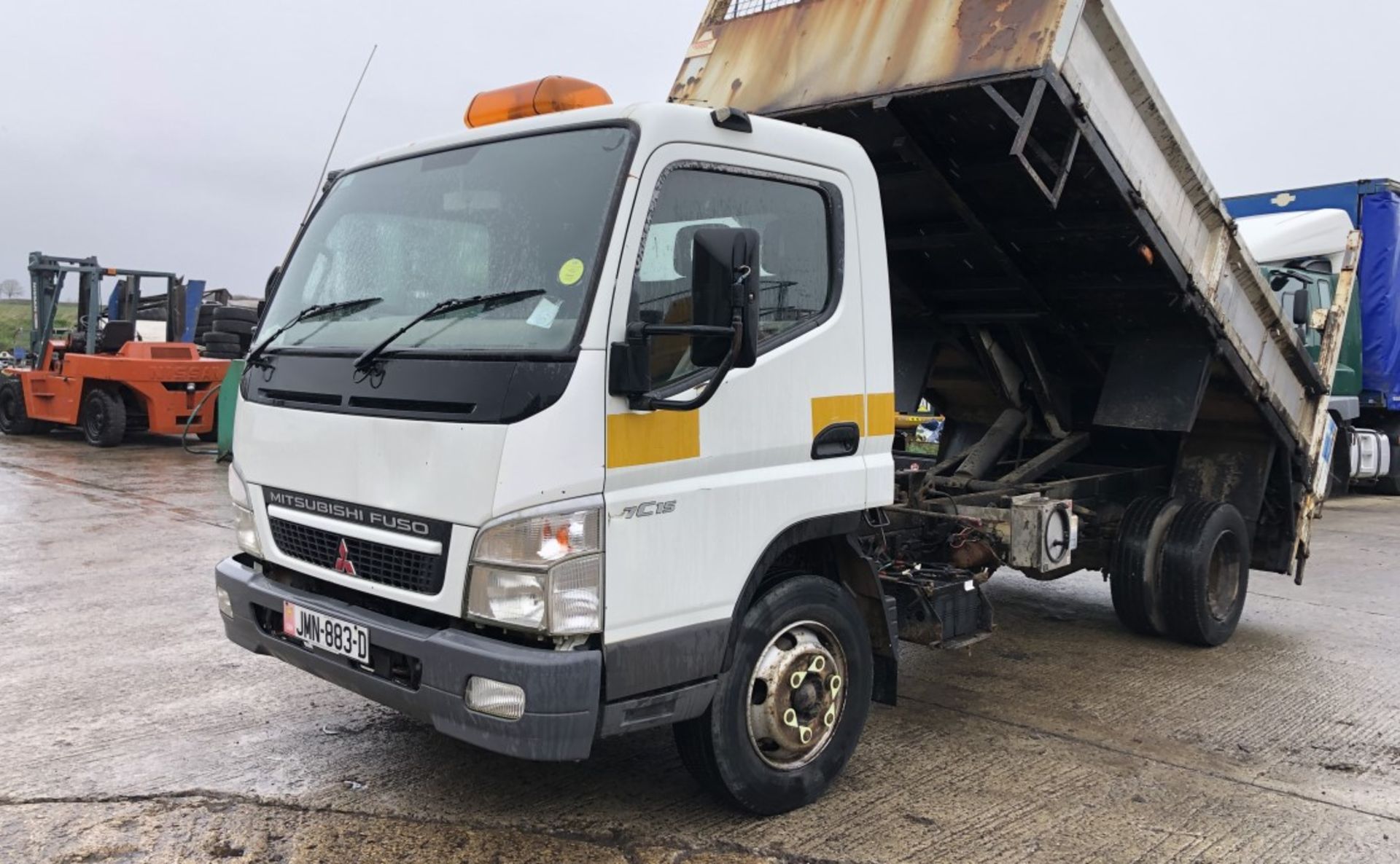 MITSUBISHI CANTER 7C15 (7.5 TON )TIPPER TRUCK - Image 2 of 9