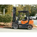 DOOSAN LPG FORKLIFT - MODEL G33P-3 (2007)