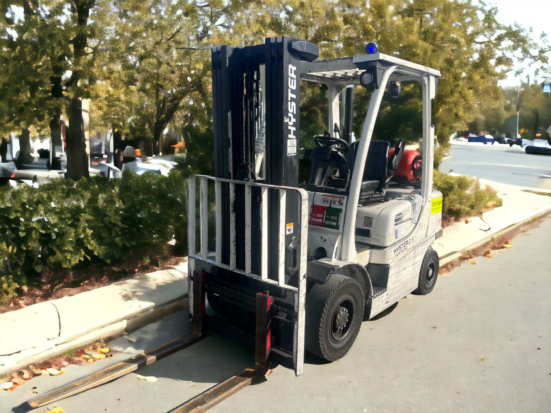 HYSTER LPG FORKLIFT - MODEL H2.5FT (2012) - Image 2 of 6