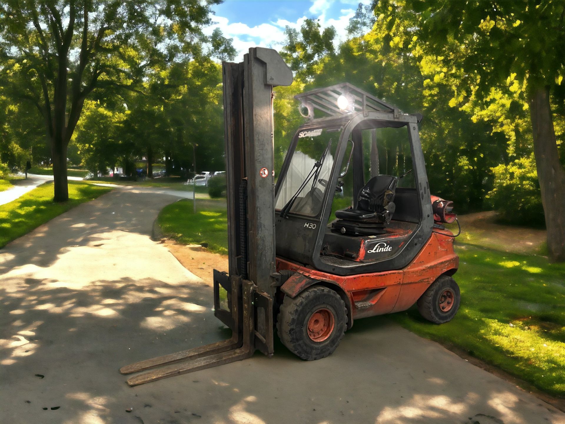 LINDE H30T-03 LPG FORKLIFT (1998) - Bild 4 aus 6