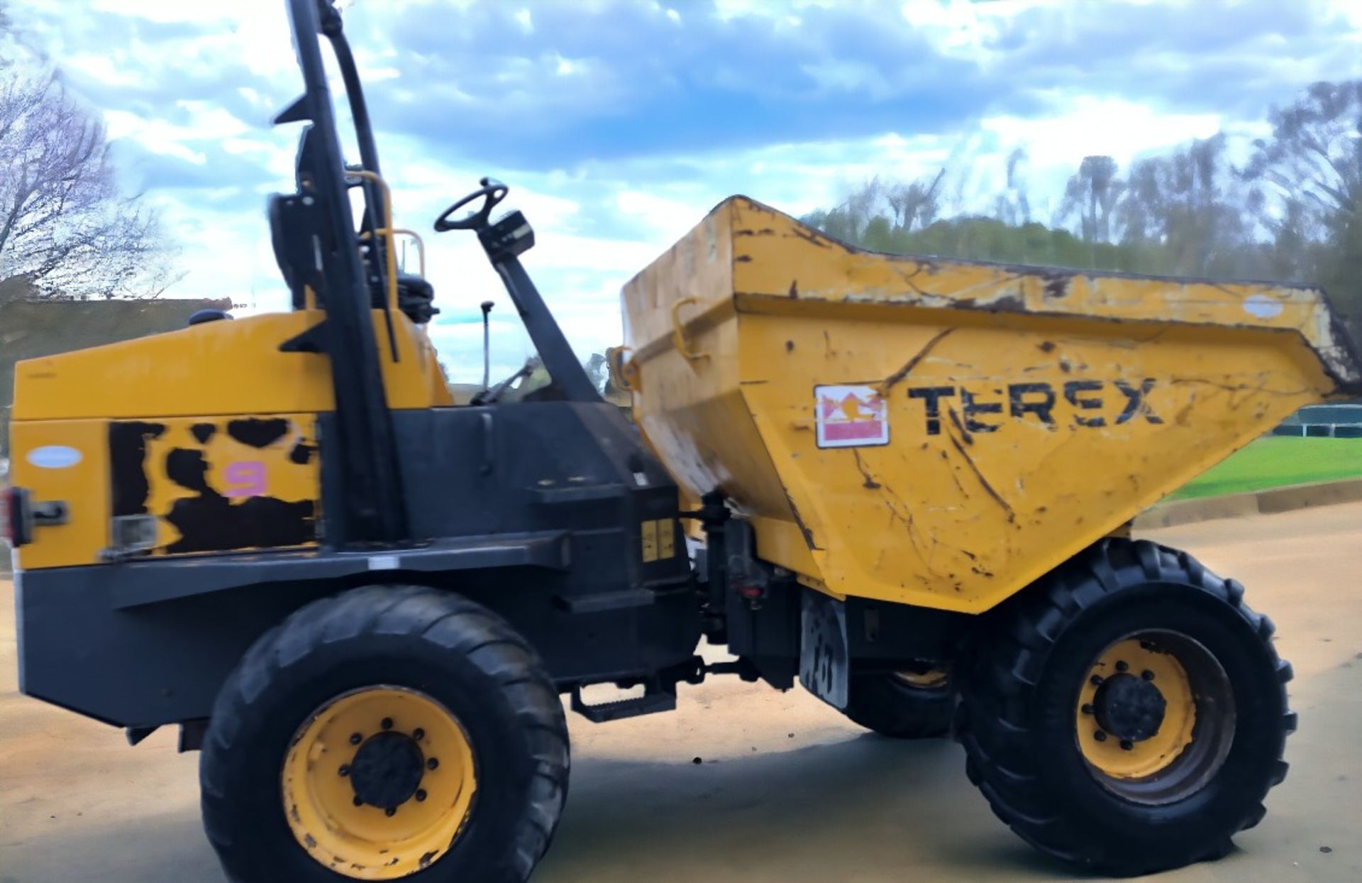 TEREX TA9,9 TON SITE DUMPER - Bild 2 aus 10