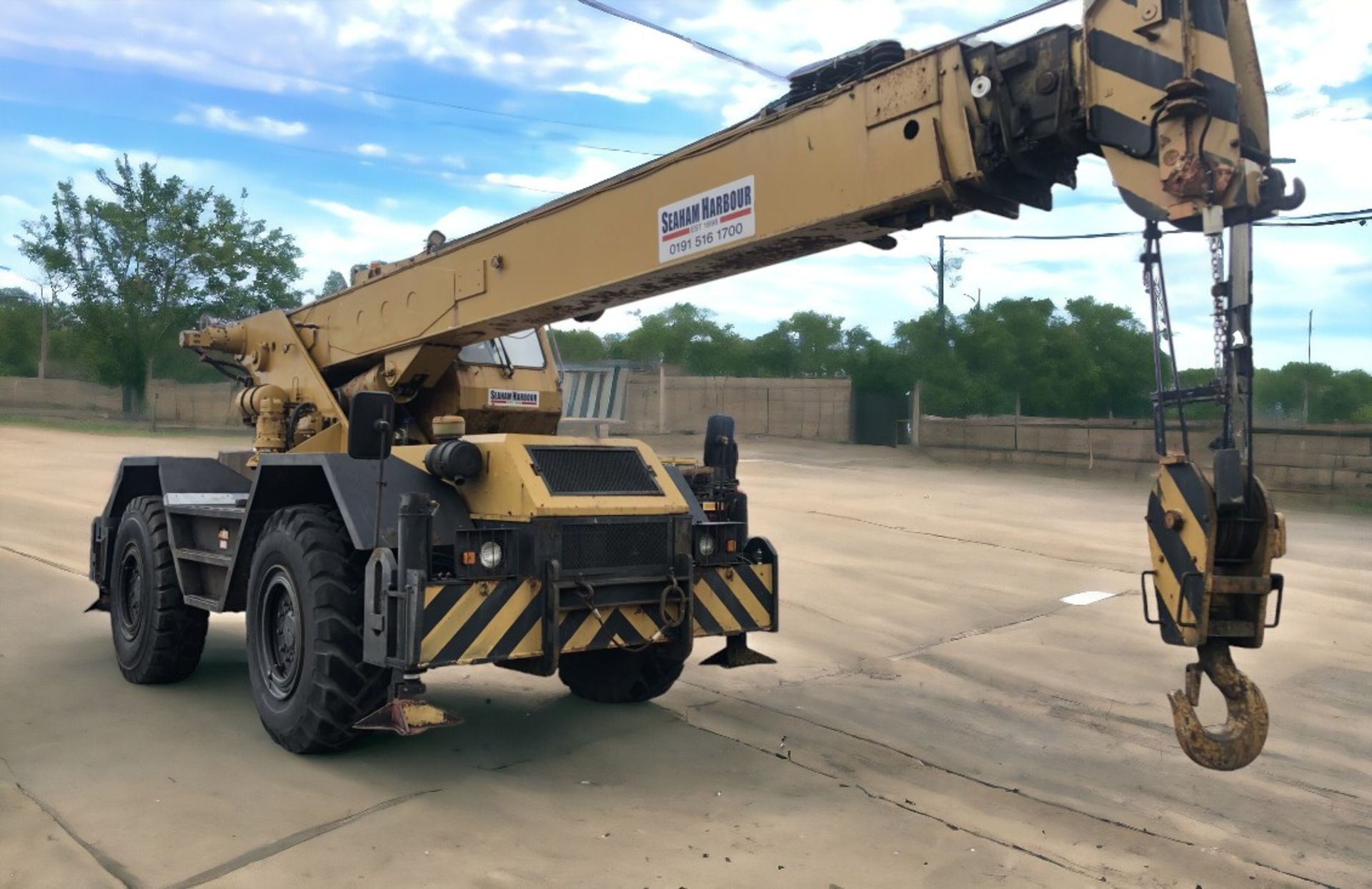 JONES 18 TON ,4×4 , ROUGH TERRAIN CRANE - Image 10 of 12