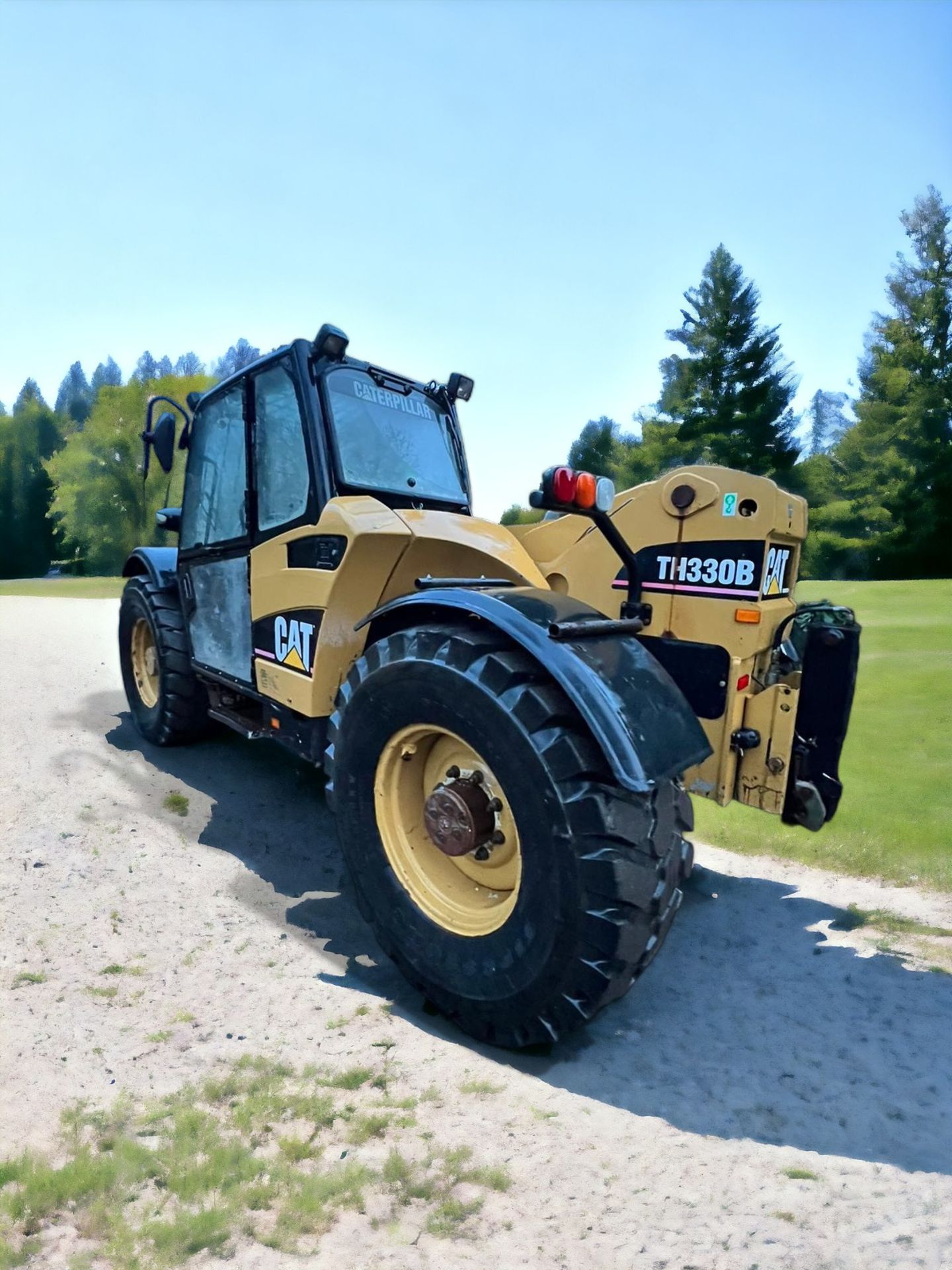 CATERPILLAR TH330B TURBO POWER SHIFT TELEHANDLER