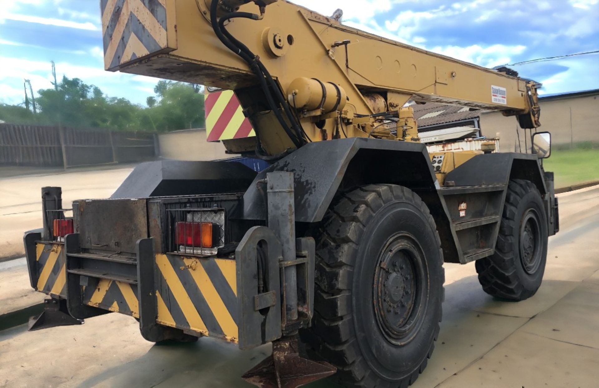 JONES 18 TON ,4×4 , ROUGH TERRAIN CRANE - Image 11 of 12